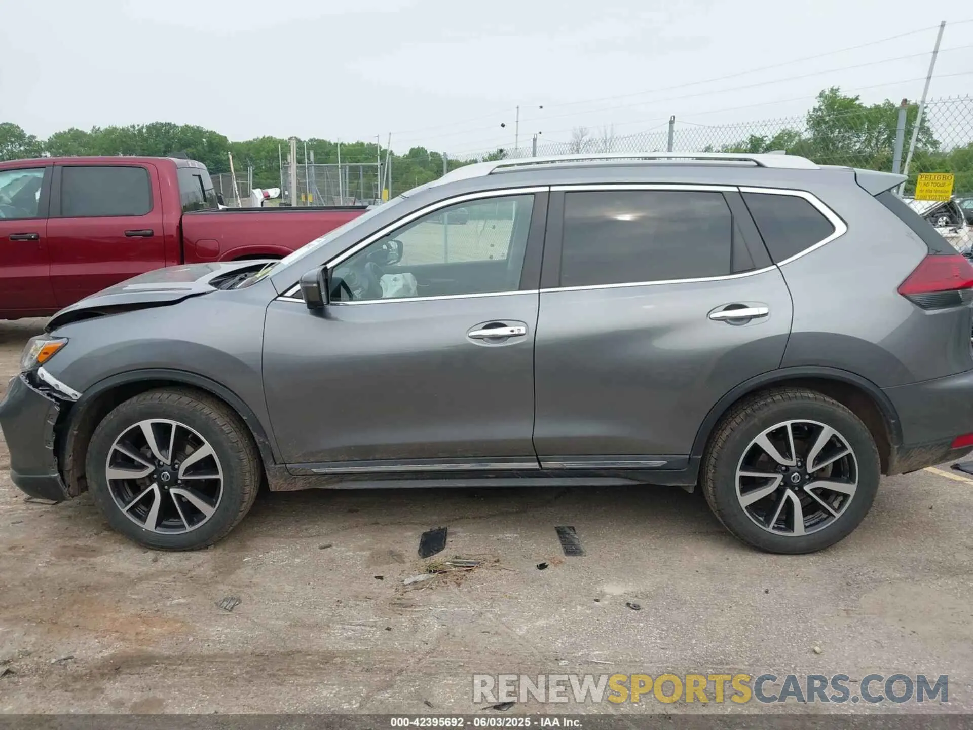 14 Photograph of a damaged car 5N1AT2MV6LC724867 NISSAN ROGUE 2020