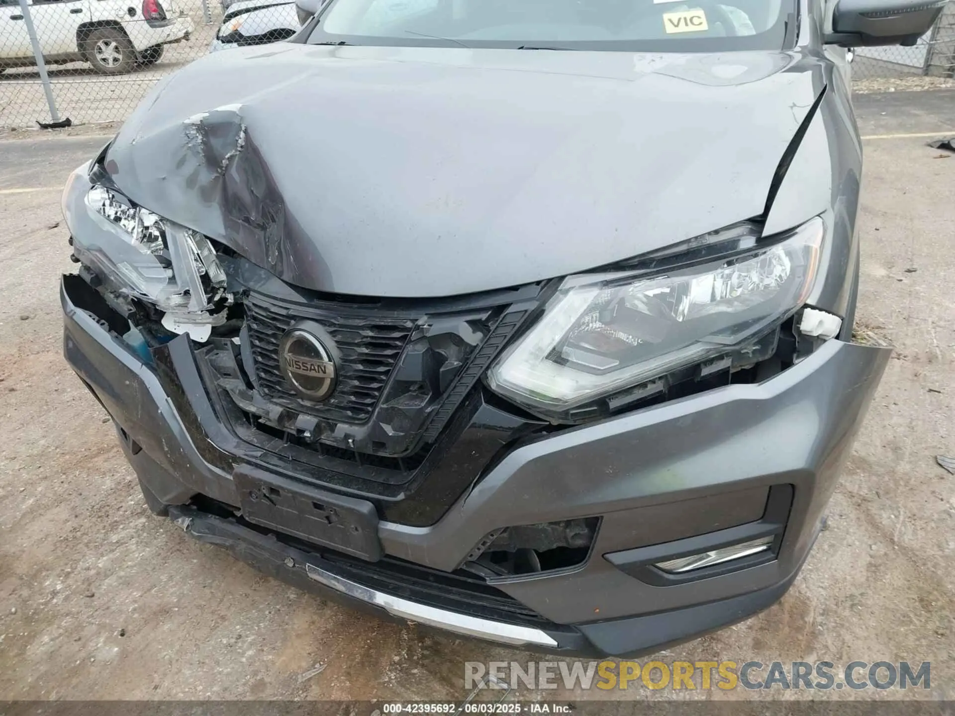 6 Photograph of a damaged car 5N1AT2MV6LC724867 NISSAN ROGUE 2020