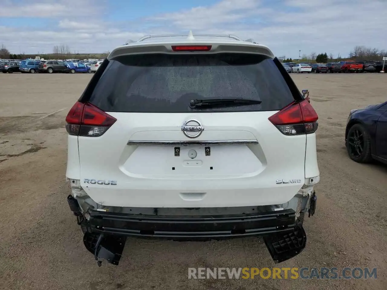 6 Photograph of a damaged car 5N1AT2MV6LC755858 NISSAN ROGUE 2020
