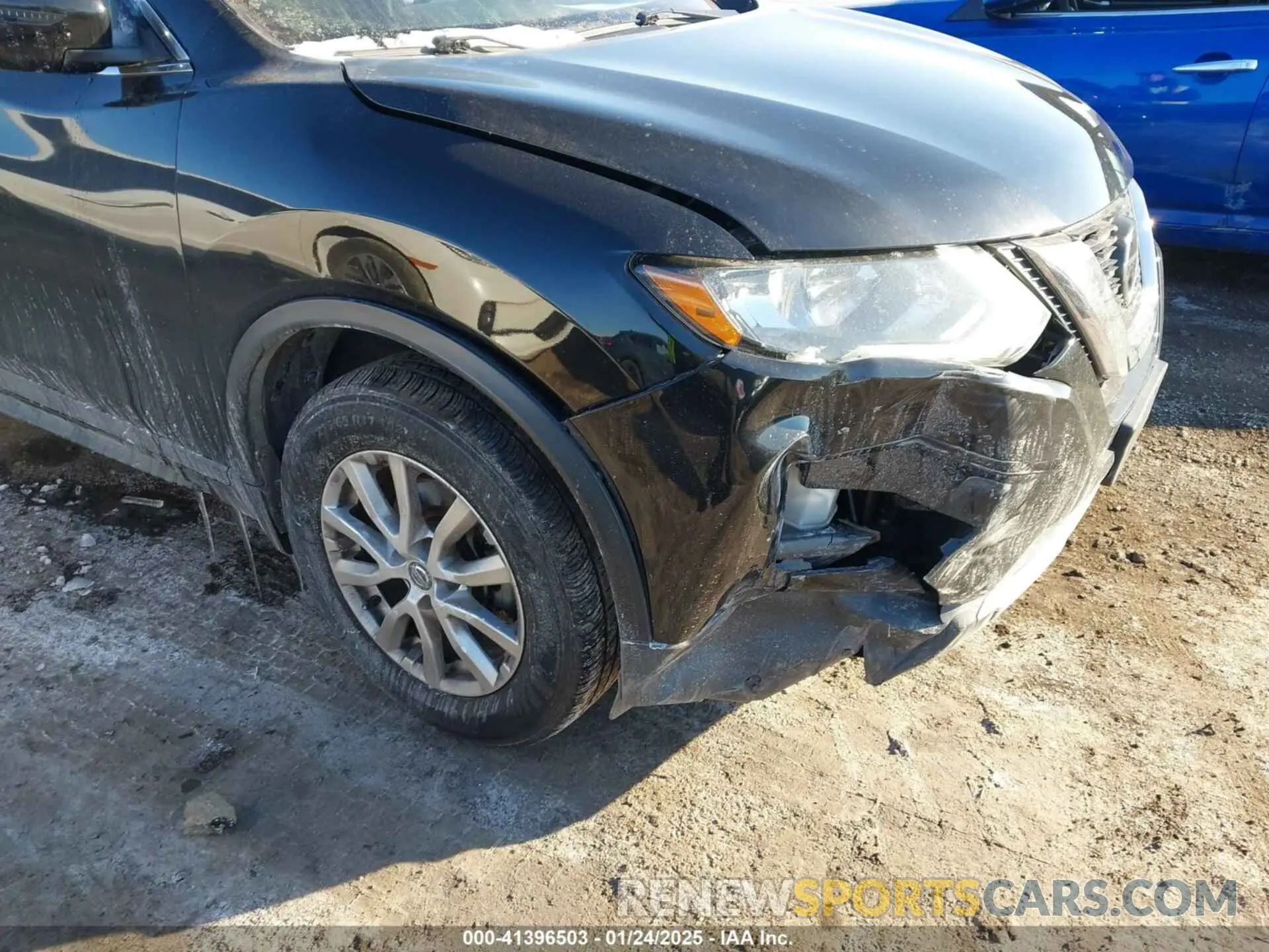 17 Photograph of a damaged car 5N1AT2MV6LC795244 NISSAN ROGUE 2020