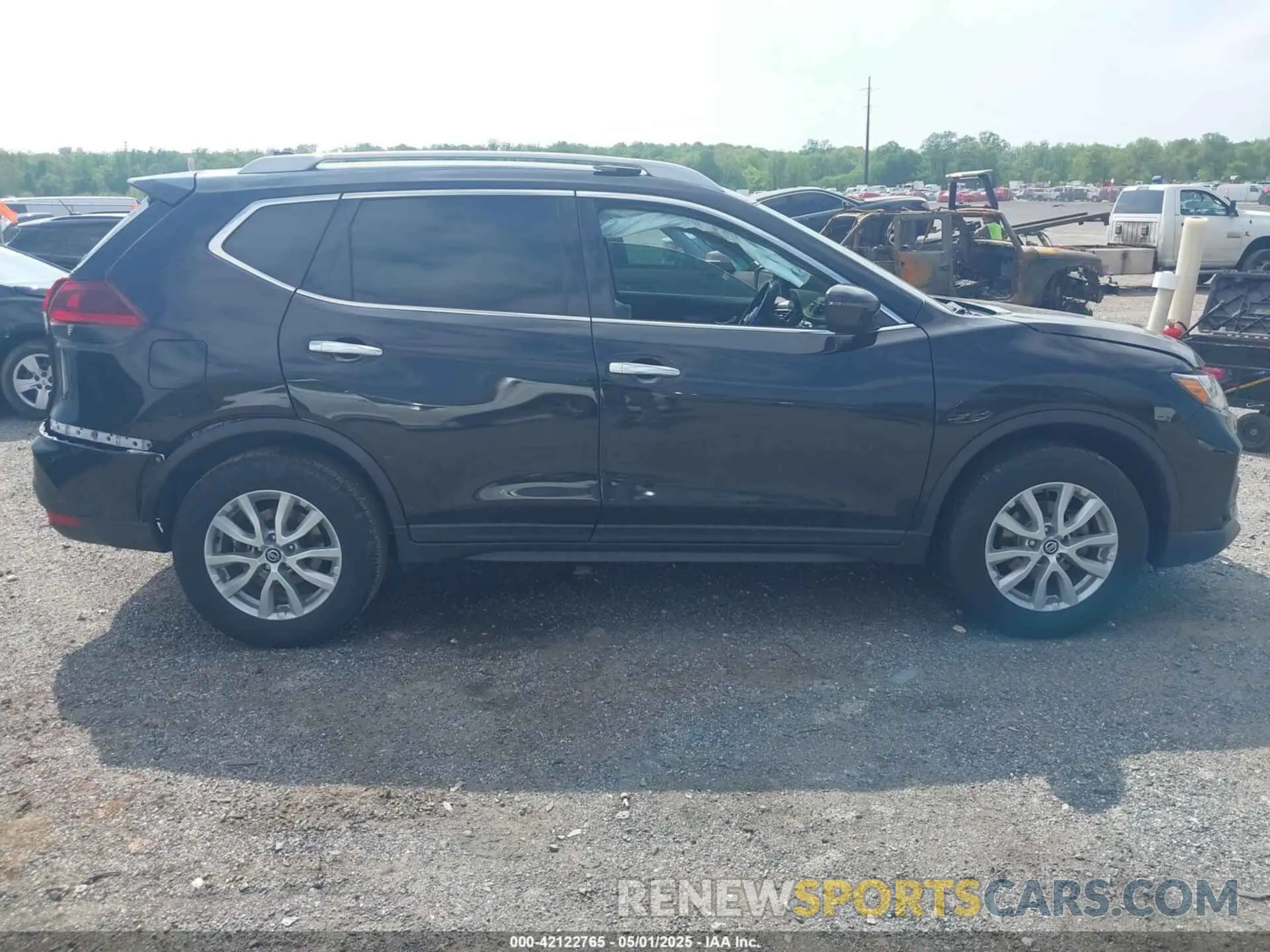 13 Photograph of a damaged car 5N1AT2MV7LC751155 NISSAN ROGUE 2020