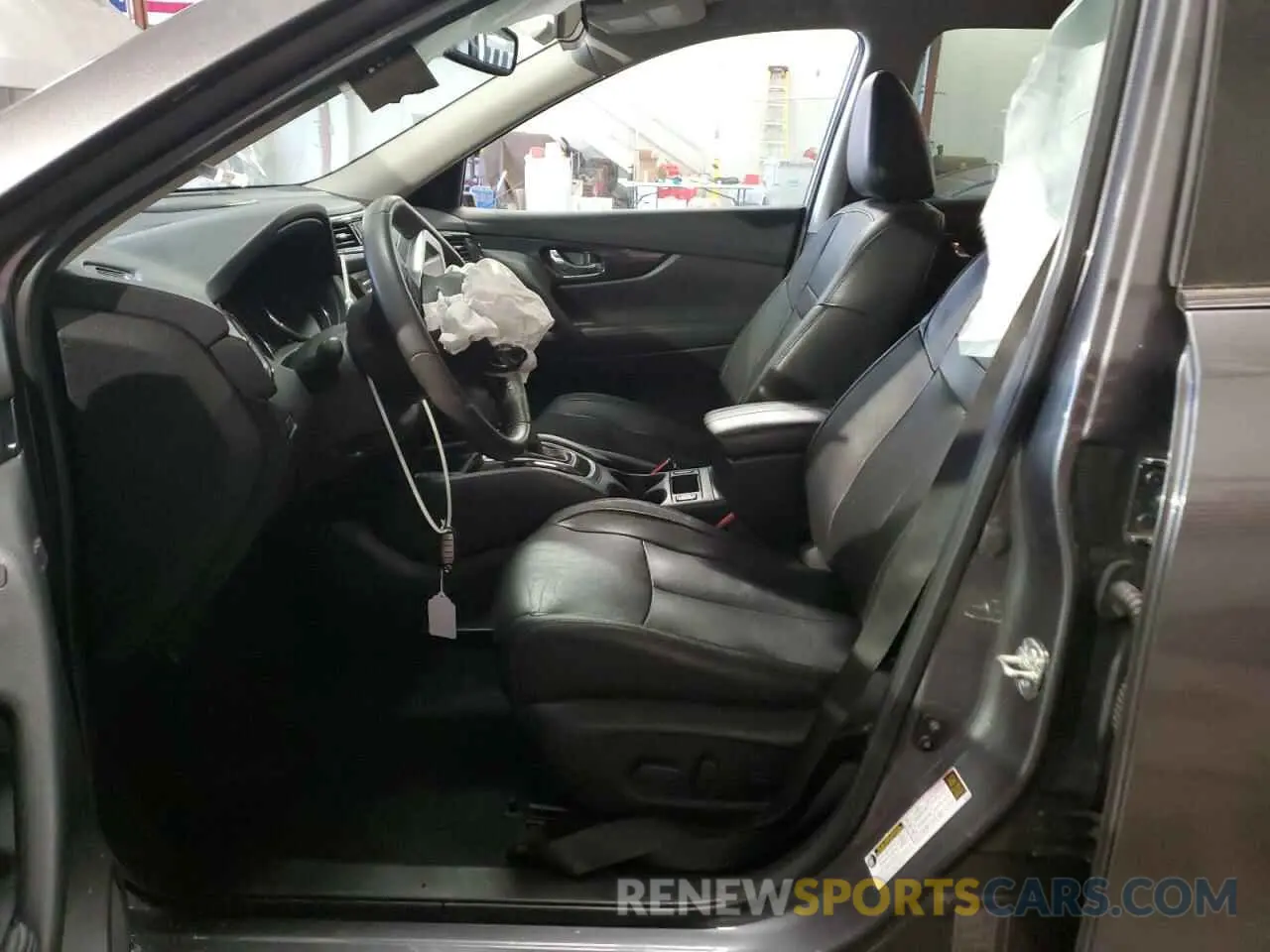 7 Photograph of a damaged car 5N1AT2MV7LC761636 NISSAN ROGUE 2020