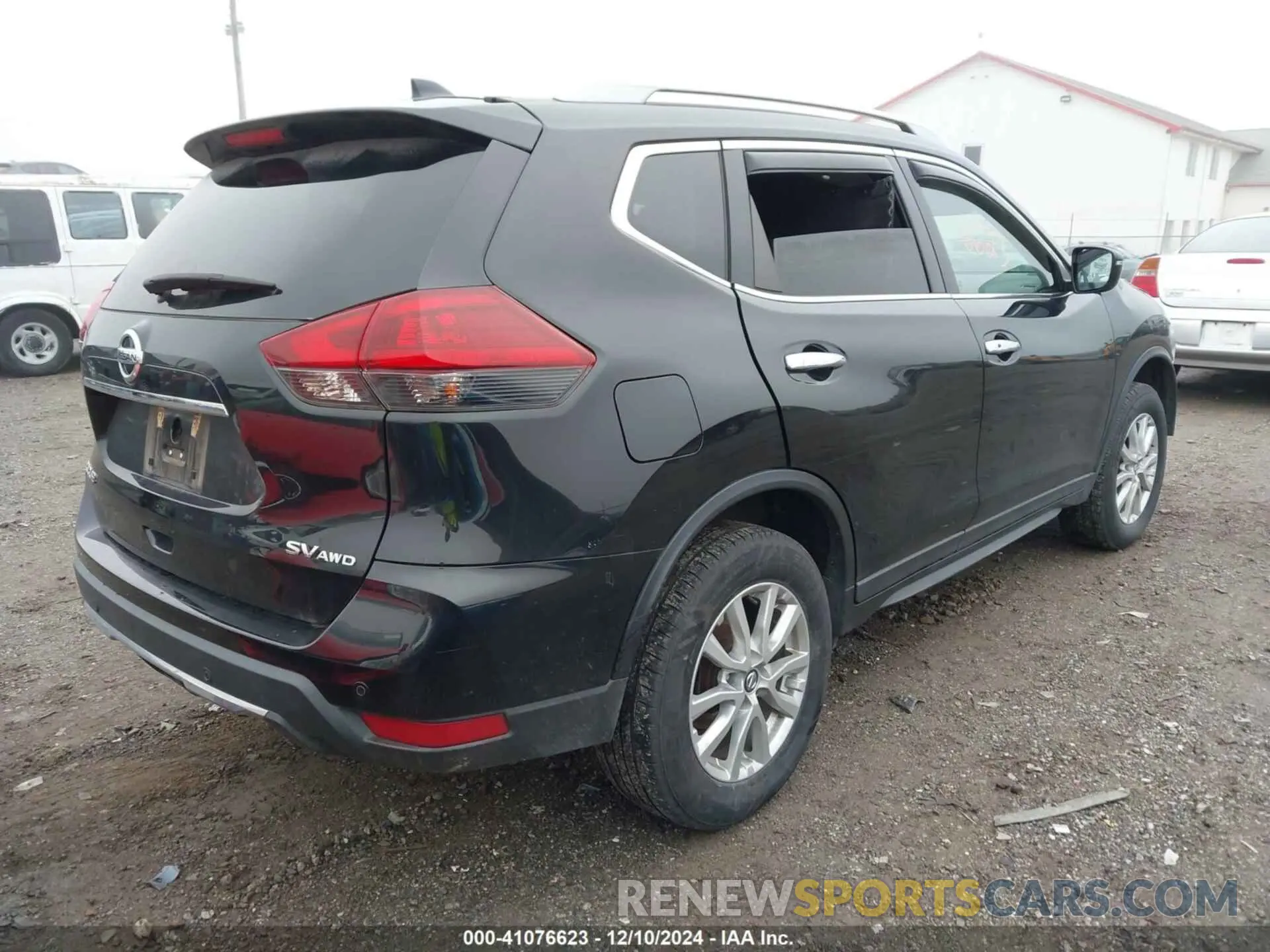 4 Photograph of a damaged car 5N1AT2MV7LC781417 NISSAN ROGUE 2020
