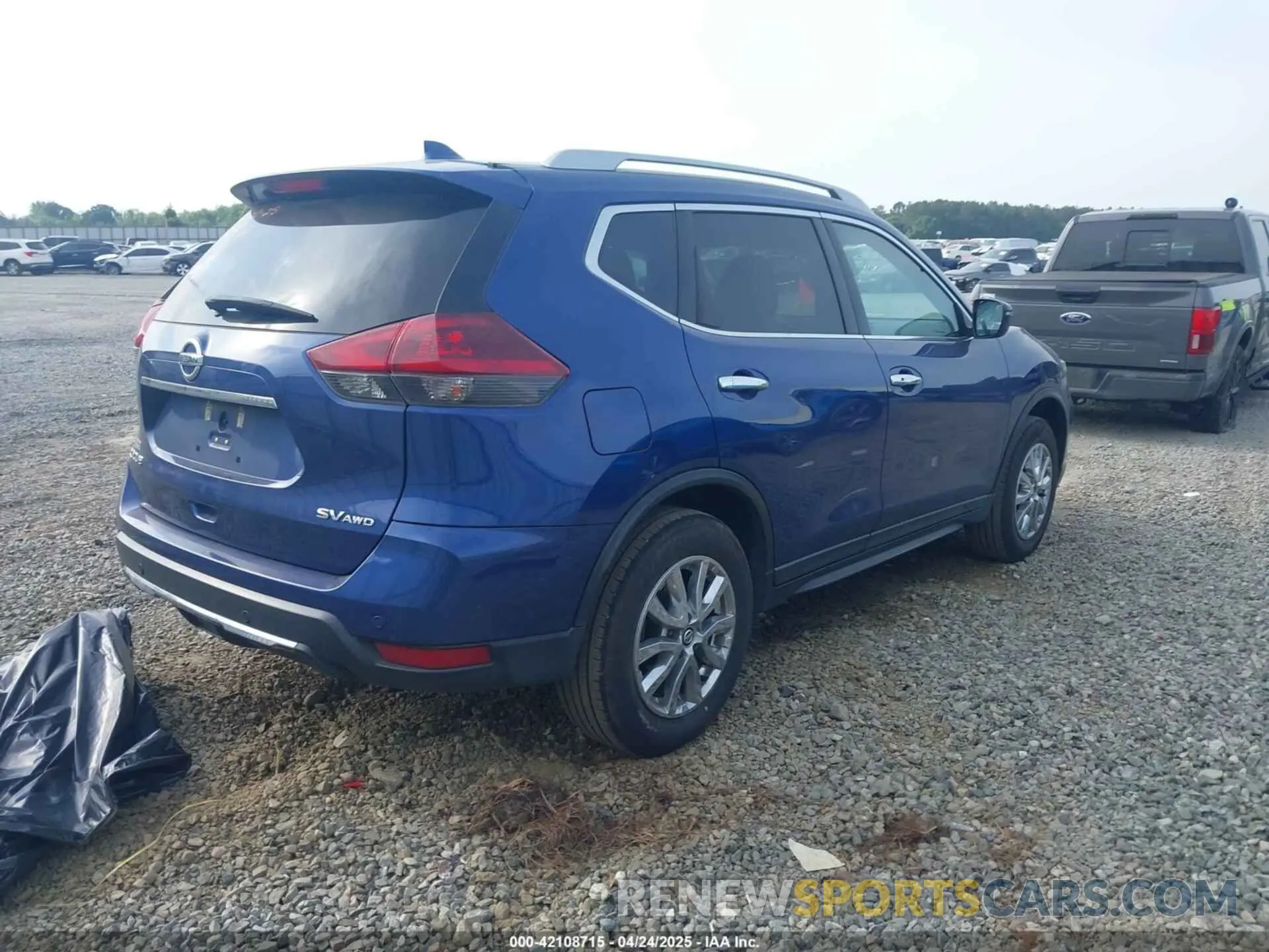4 Photograph of a damaged car 5N1AT2MV9LC777174 NISSAN ROGUE 2020
