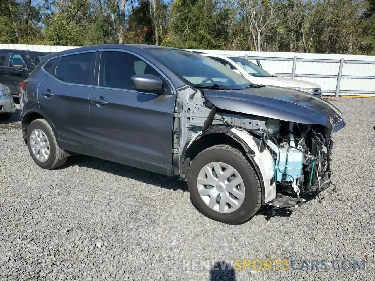 4 Photograph of a damaged car JN1BJ1CV0LW548099 NISSAN ROGUE 2020