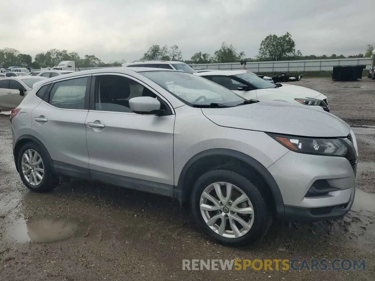 4 Photograph of a damaged car JN1BJ1CV2LW259838 NISSAN ROGUE 2020
