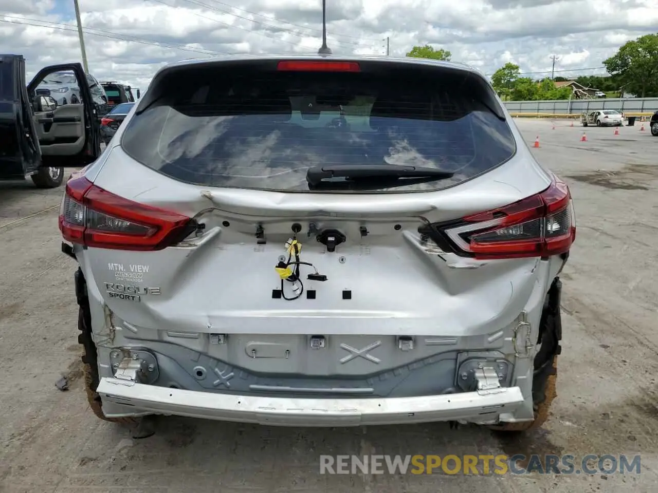 6 Photograph of a damaged car JN1BJ1CV2LW278759 NISSAN ROGUE 2020