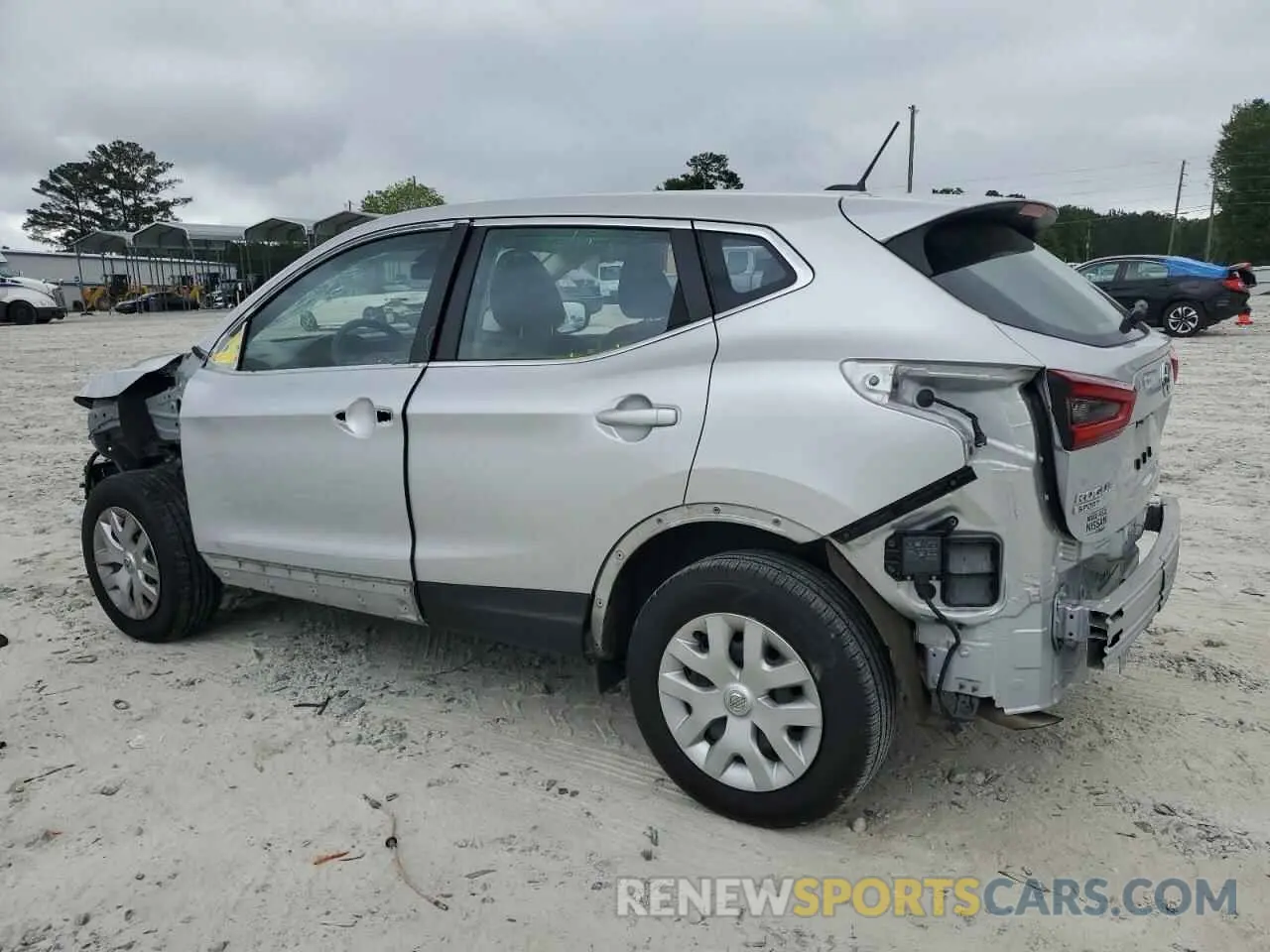2 Photograph of a damaged car JN1BJ1CV3LW547352 NISSAN ROGUE 2020
