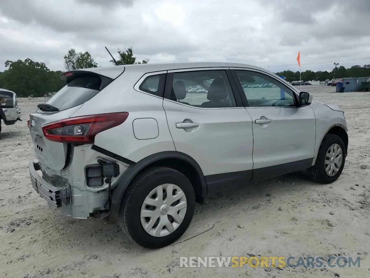 3 Photograph of a damaged car JN1BJ1CV3LW547352 NISSAN ROGUE 2020