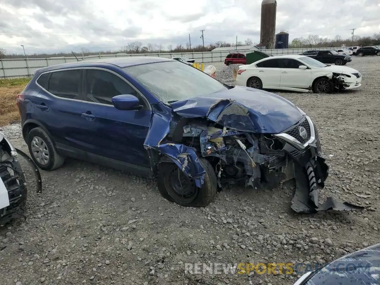 4 Photograph of a damaged car JN1BJ1CV4LW267729 NISSAN ROGUE 2020