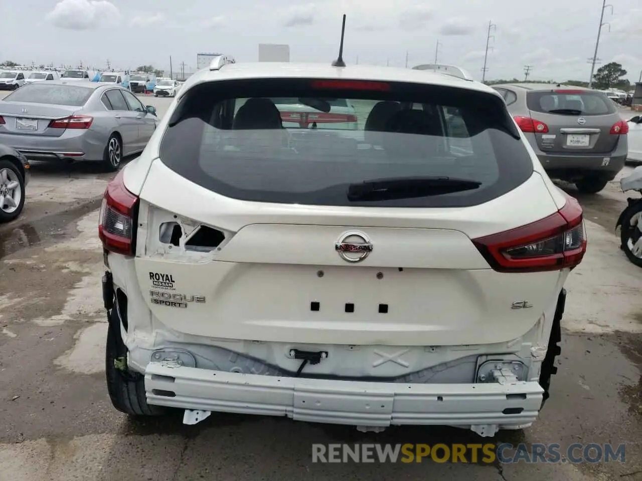 6 Photograph of a damaged car JN1BJ1CV4LW543293 NISSAN ROGUE 2020