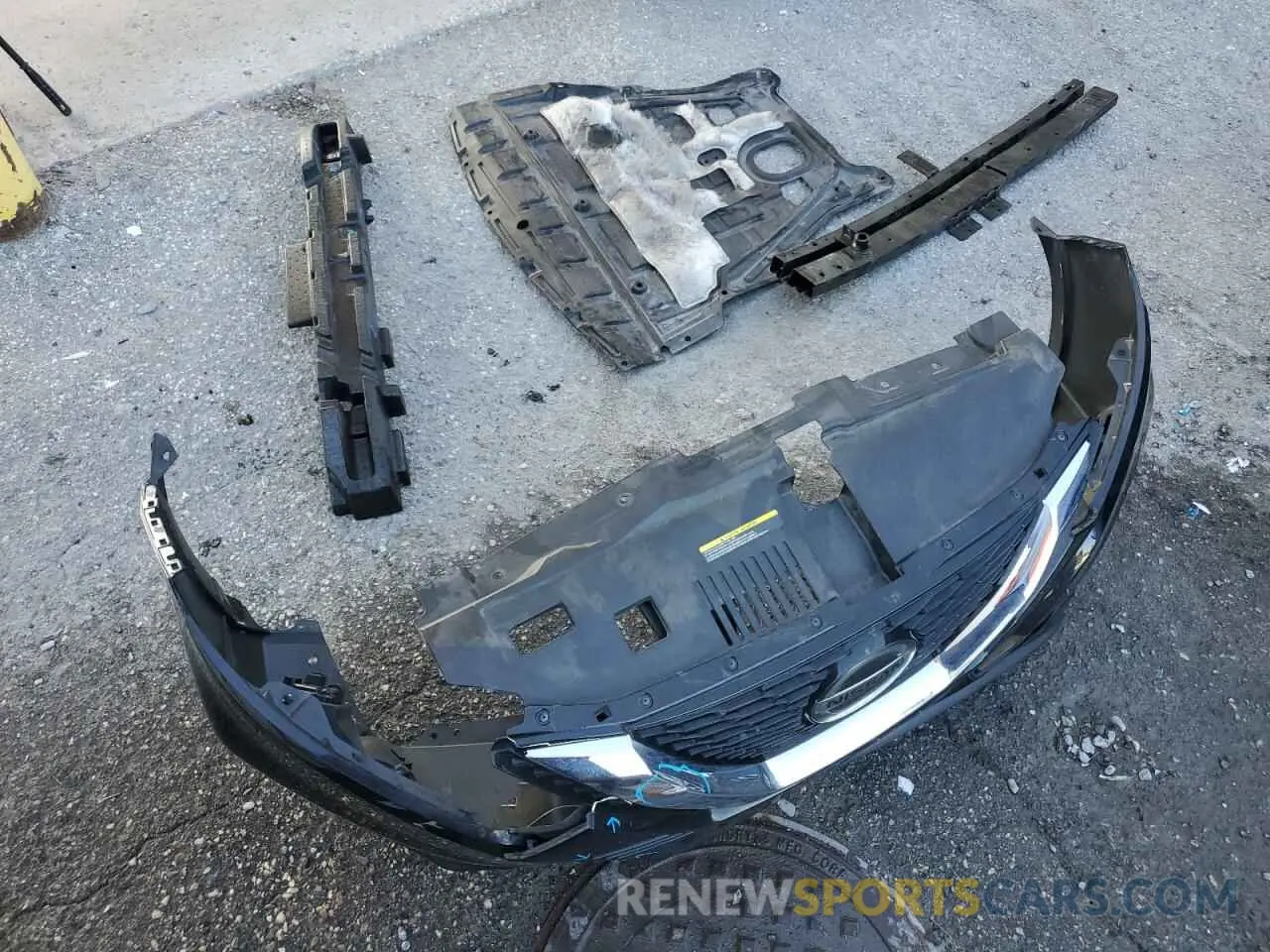 13 Photograph of a damaged car JN1BJ1CV4LW547506 NISSAN ROGUE 2020