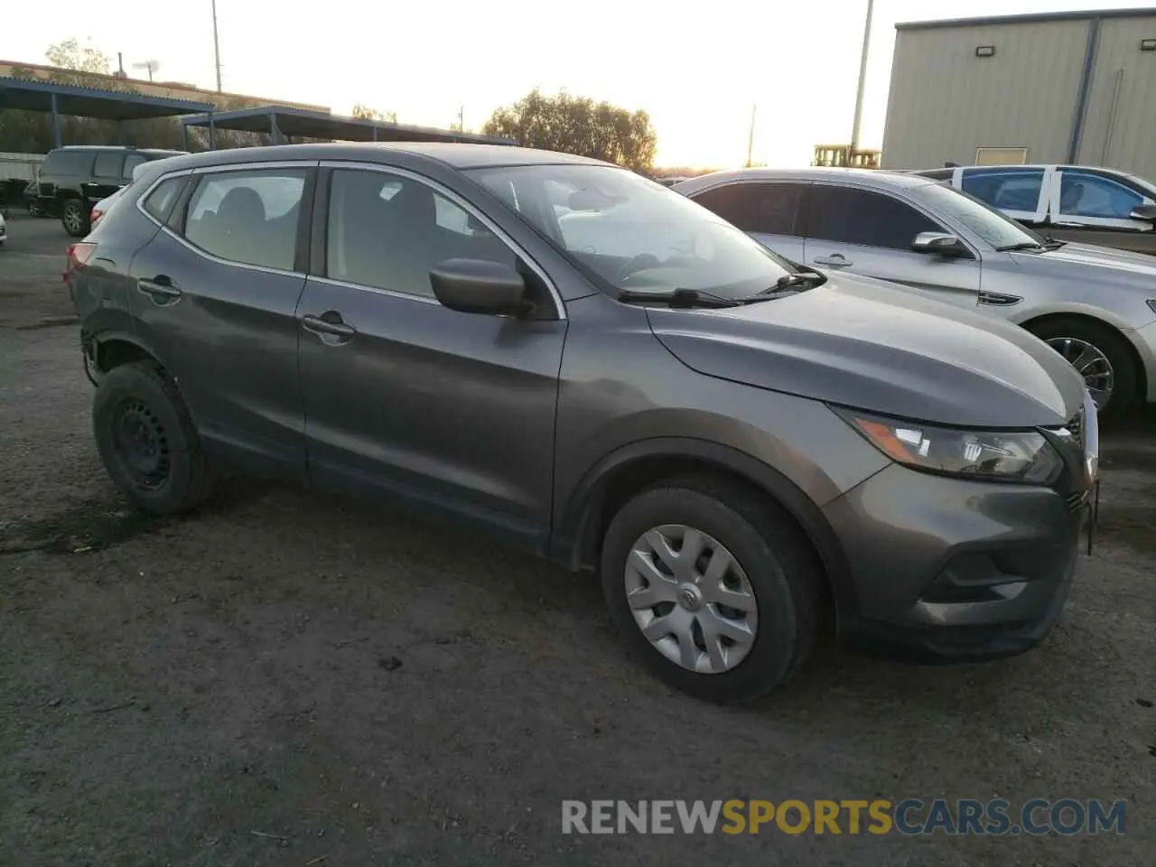 4 Фотография поврежденного автомобиля JN1BJ1CV5LW268615 NISSAN ROGUE 2020