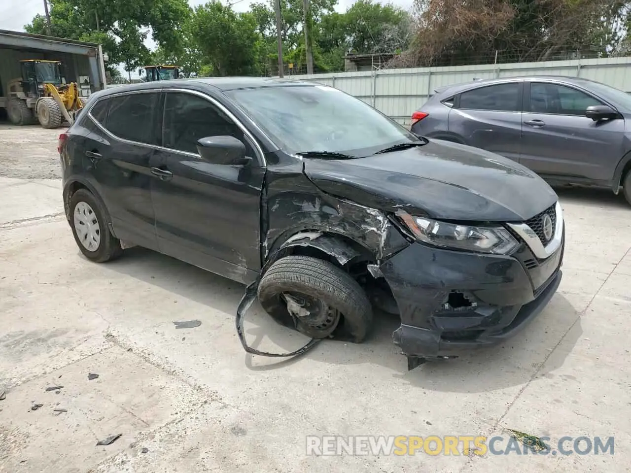 4 Photograph of a damaged car JN1BJ1CV6LW282233 NISSAN ROGUE 2020
