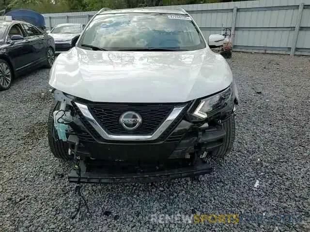 11 Photograph of a damaged car JN1BJ1CV6LW542145 NISSAN ROGUE 2020
