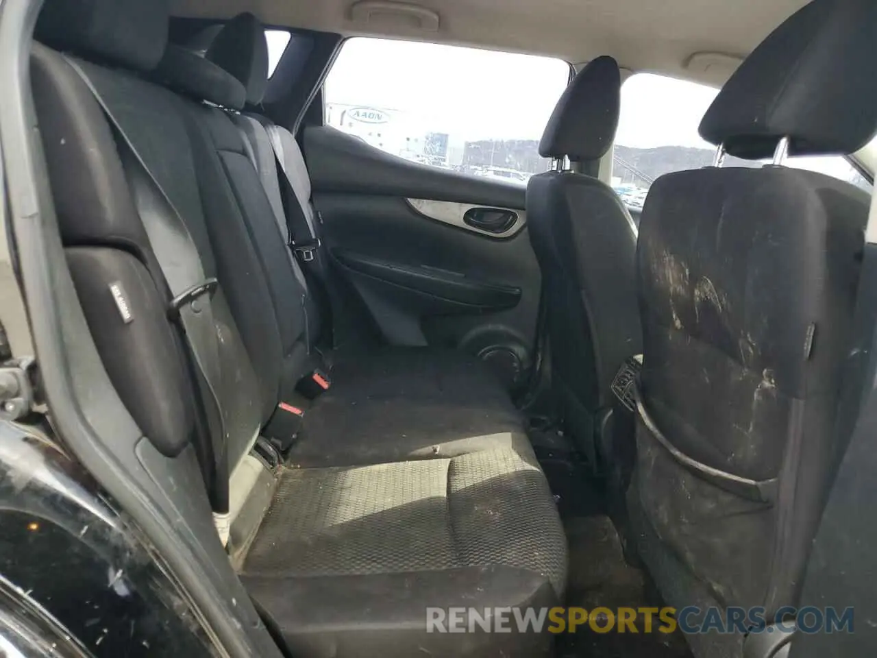 12 Photograph of a damaged car JN1BJ1CV7LW254098 NISSAN ROGUE 2020
