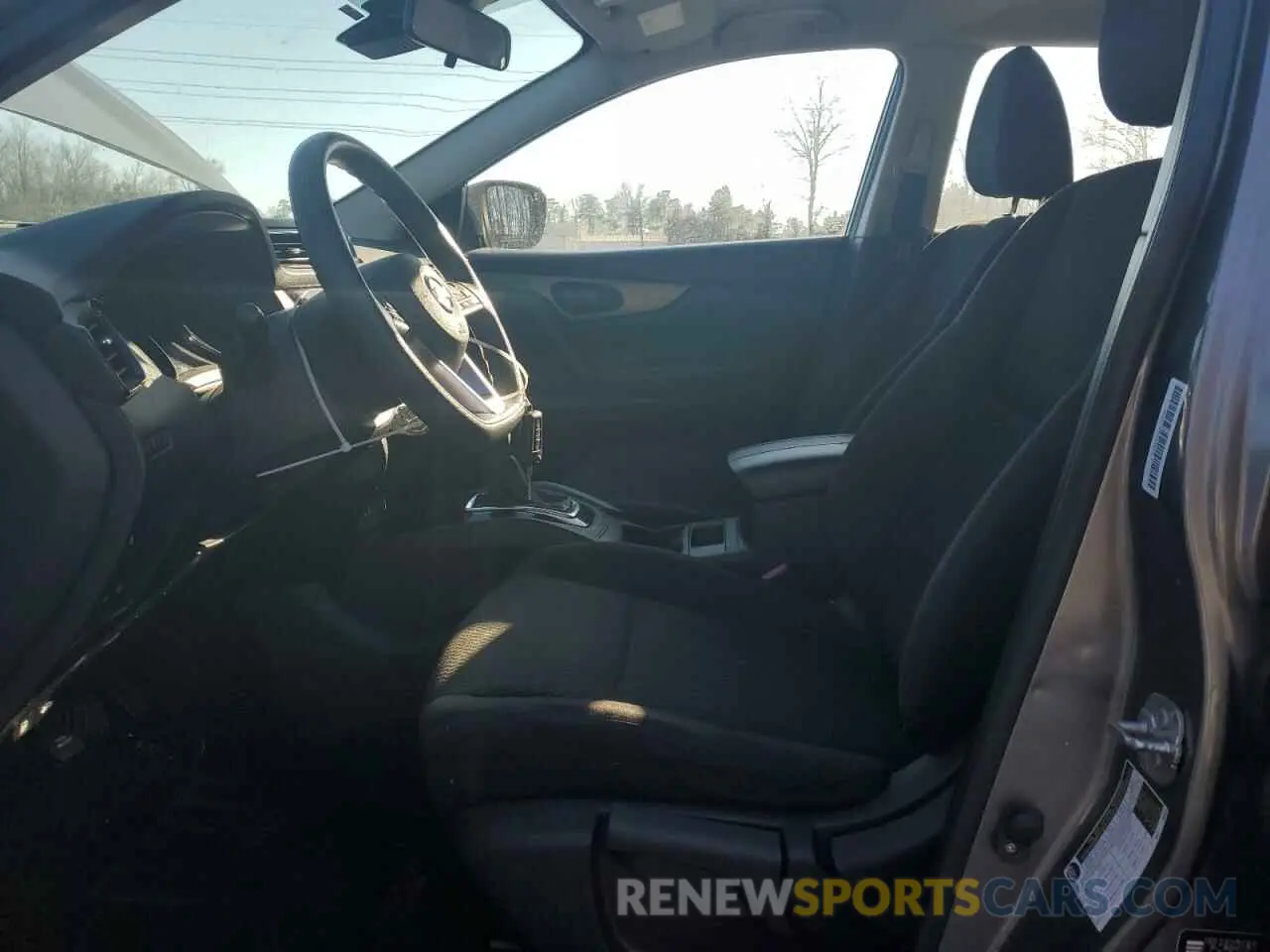 7 Фотография поврежденного автомобиля JN1BJ1CV7LW256370 NISSAN ROGUE 2020