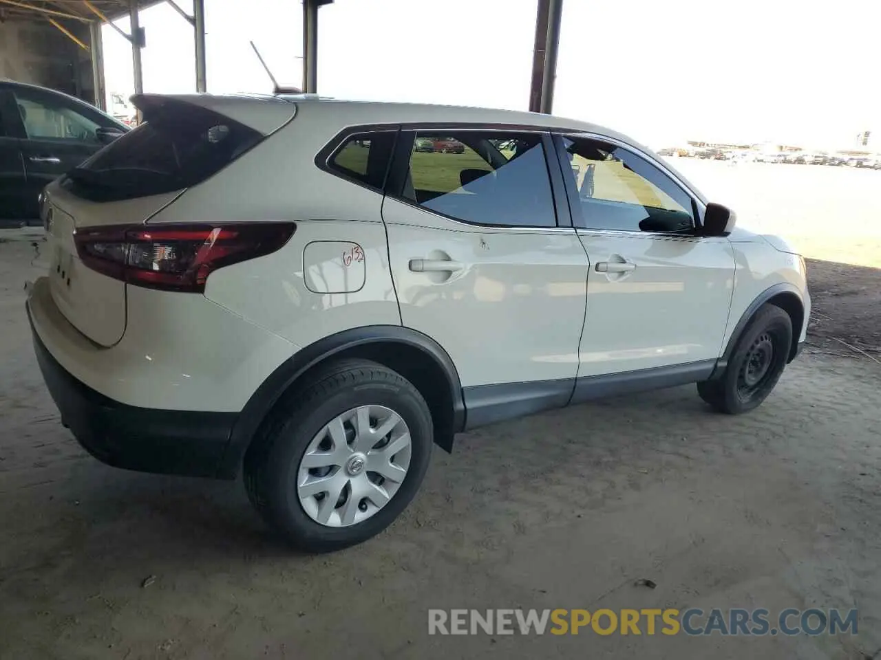 3 Photograph of a damaged car JN1BJ1CV8LW257821 NISSAN ROGUE 2020
