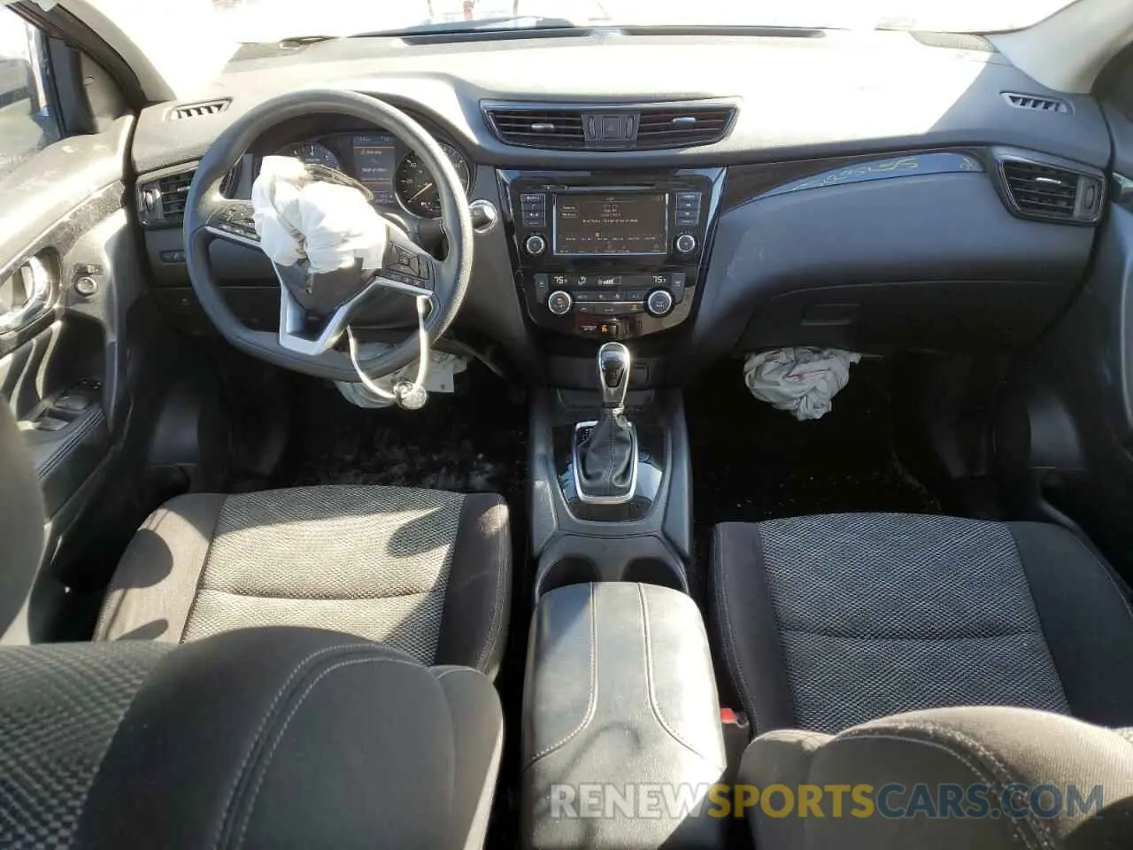 8 Photograph of a damaged car JN1BJ1CW1LW365075 NISSAN ROGUE 2020