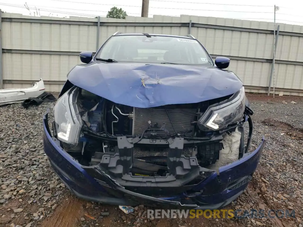 5 Photograph of a damaged car JN1BJ1CW1LW391272 NISSAN ROGUE 2020