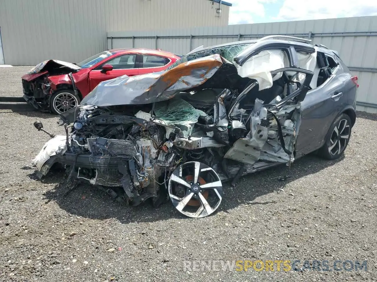 1 Photograph of a damaged car JN1BJ1CW2LW376909 NISSAN ROGUE 2020