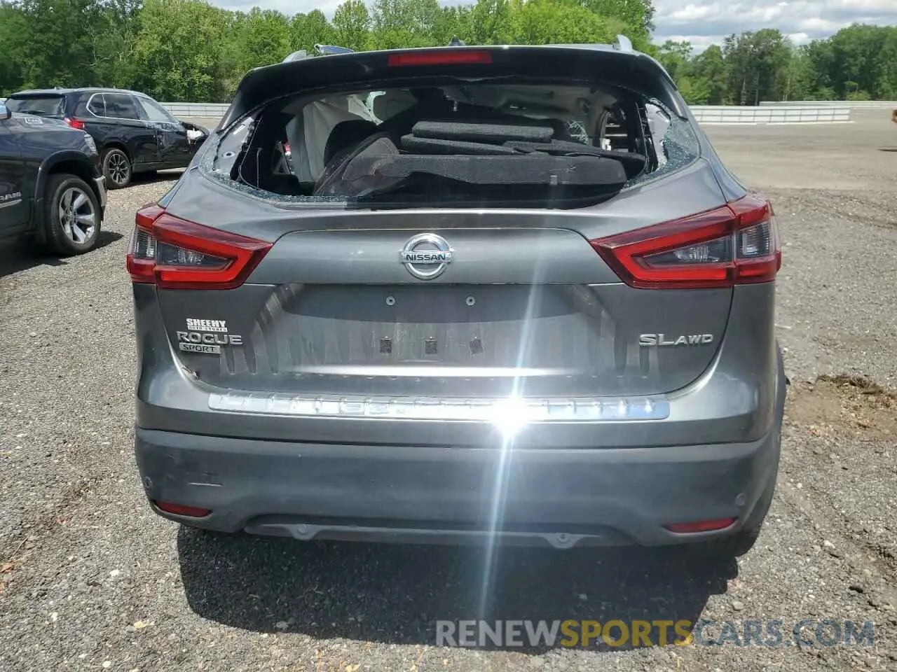 6 Photograph of a damaged car JN1BJ1CW2LW376909 NISSAN ROGUE 2020