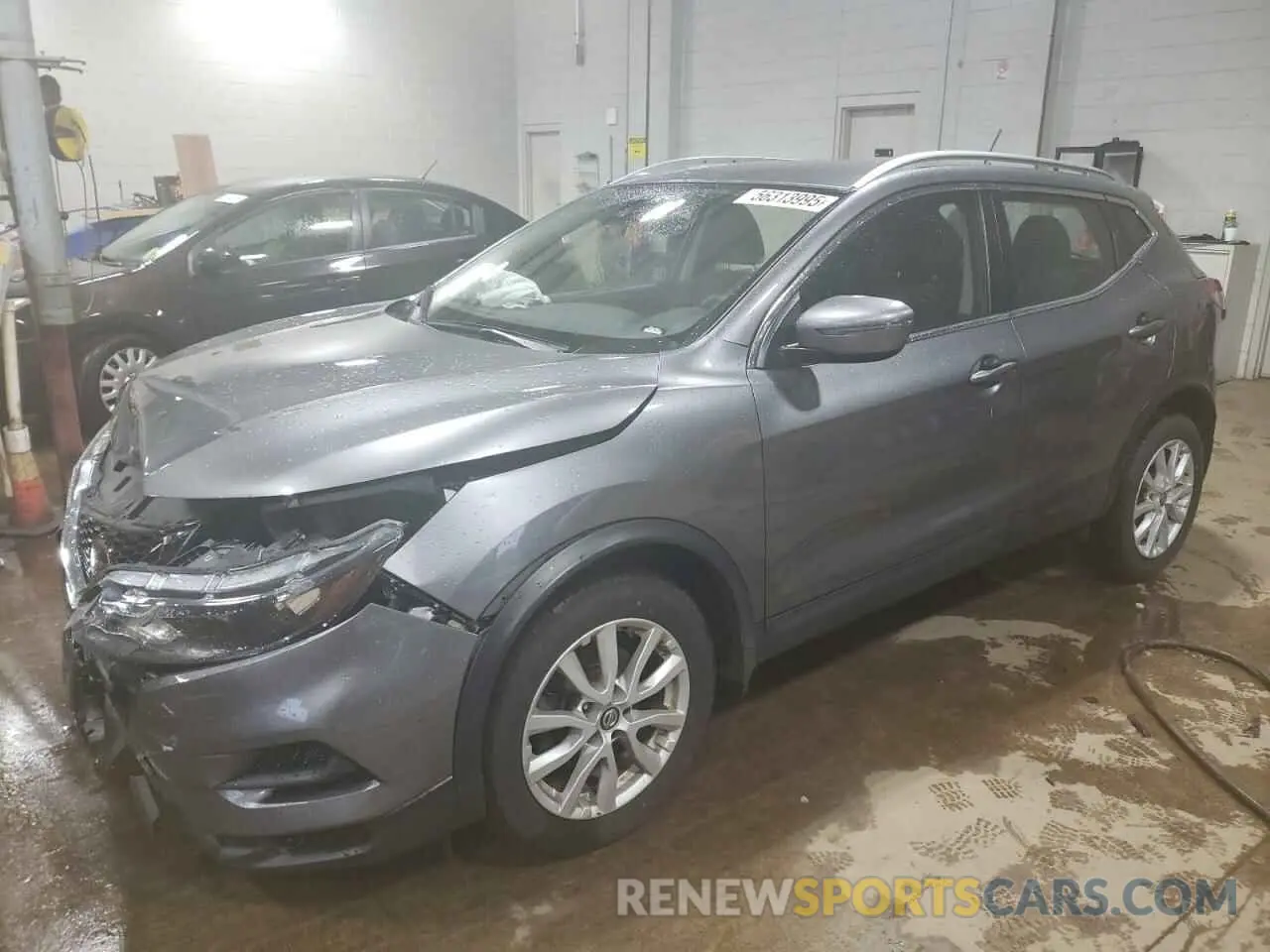 1 Photograph of a damaged car JN1BJ1CW4LW652037 NISSAN ROGUE 2020
