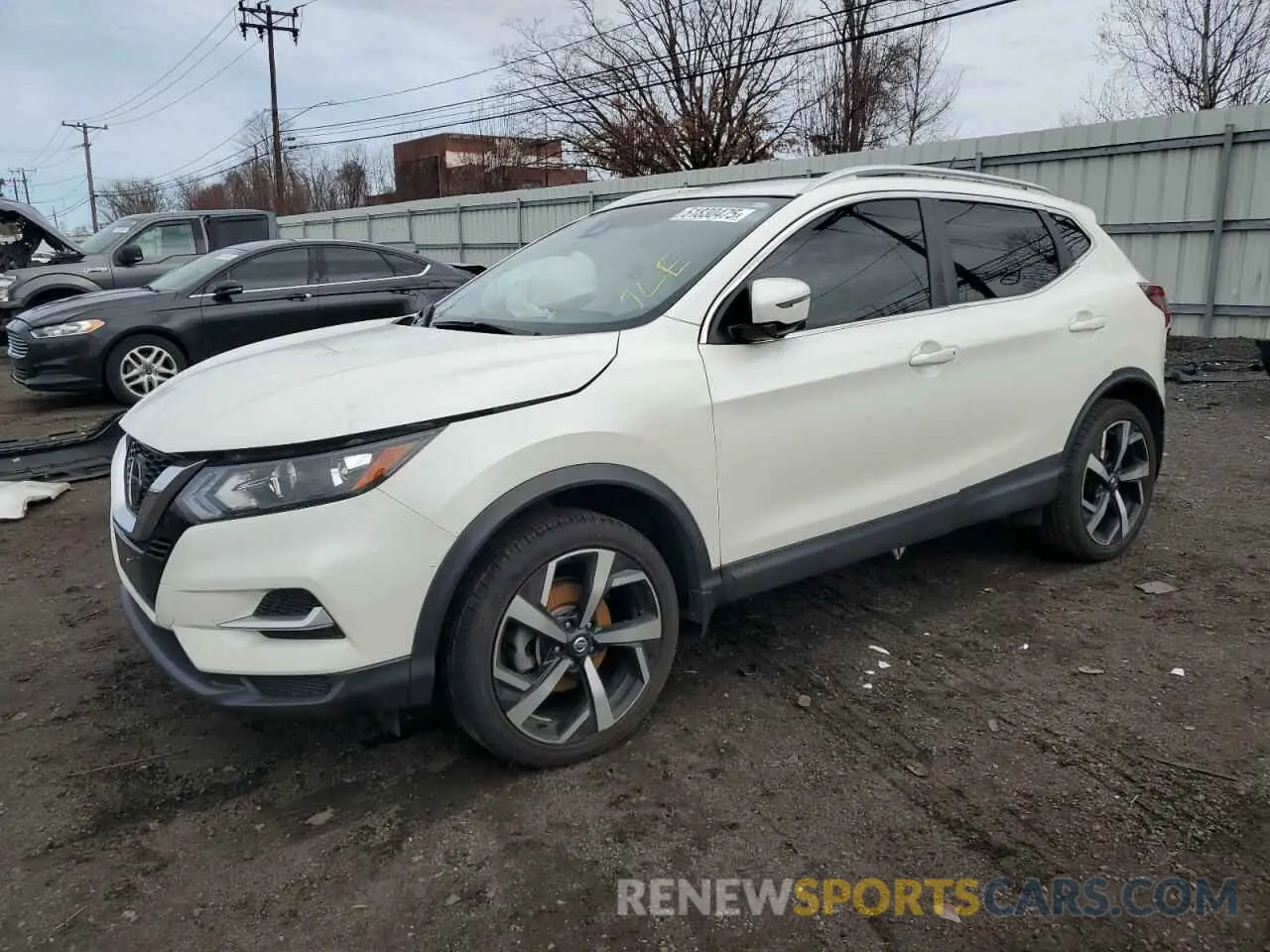 1 Photograph of a damaged car JN1BJ1CW7LW365100 NISSAN ROGUE 2020