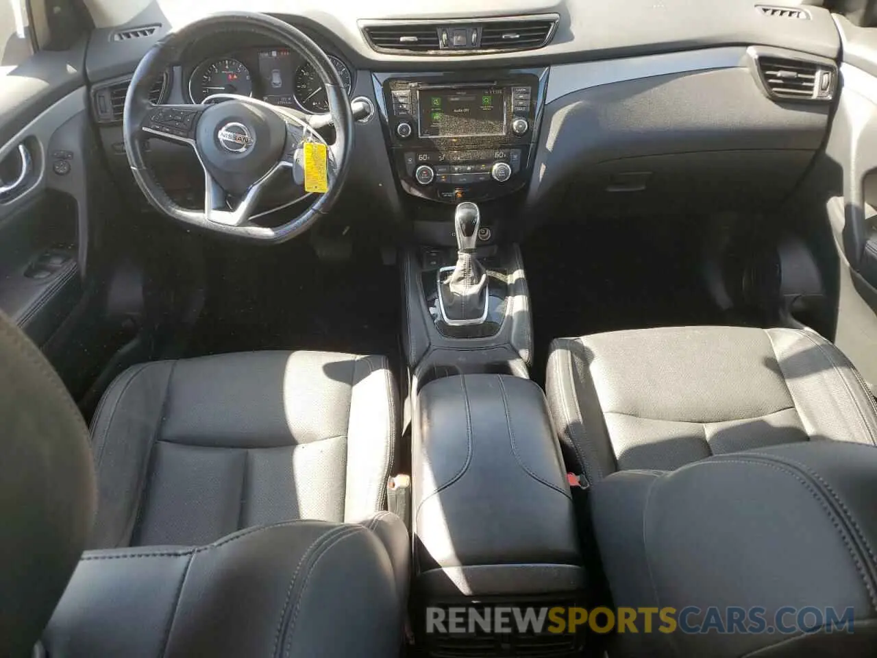 8 Photograph of a damaged car JN1BJ1CW9LW383923 NISSAN ROGUE 2020
