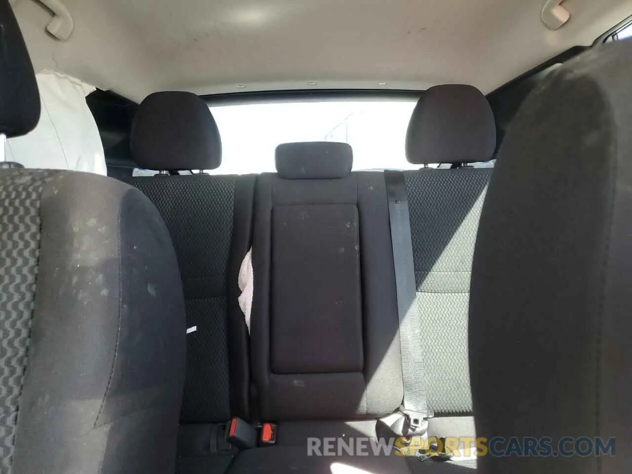10 Photograph of a damaged car JN1BJ1CWXLW375670 NISSAN ROGUE 2020