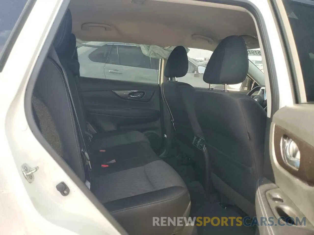 10 Photograph of a damaged car JN8AT2MT0LW011842 NISSAN ROGUE 2020