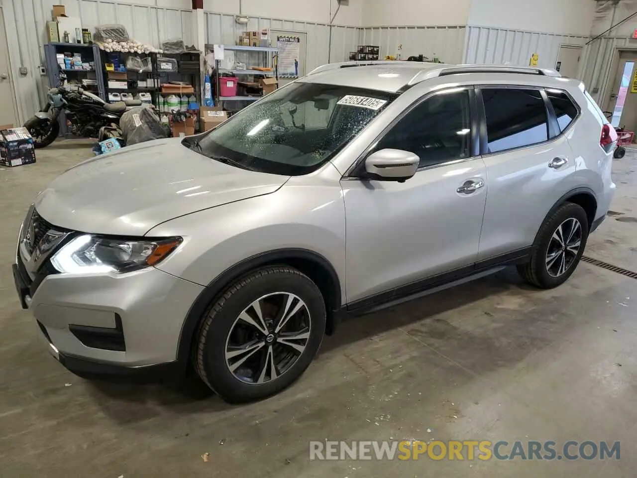 1 Фотография поврежденного автомобиля JN8AT2MT0LW012196 NISSAN ROGUE 2020