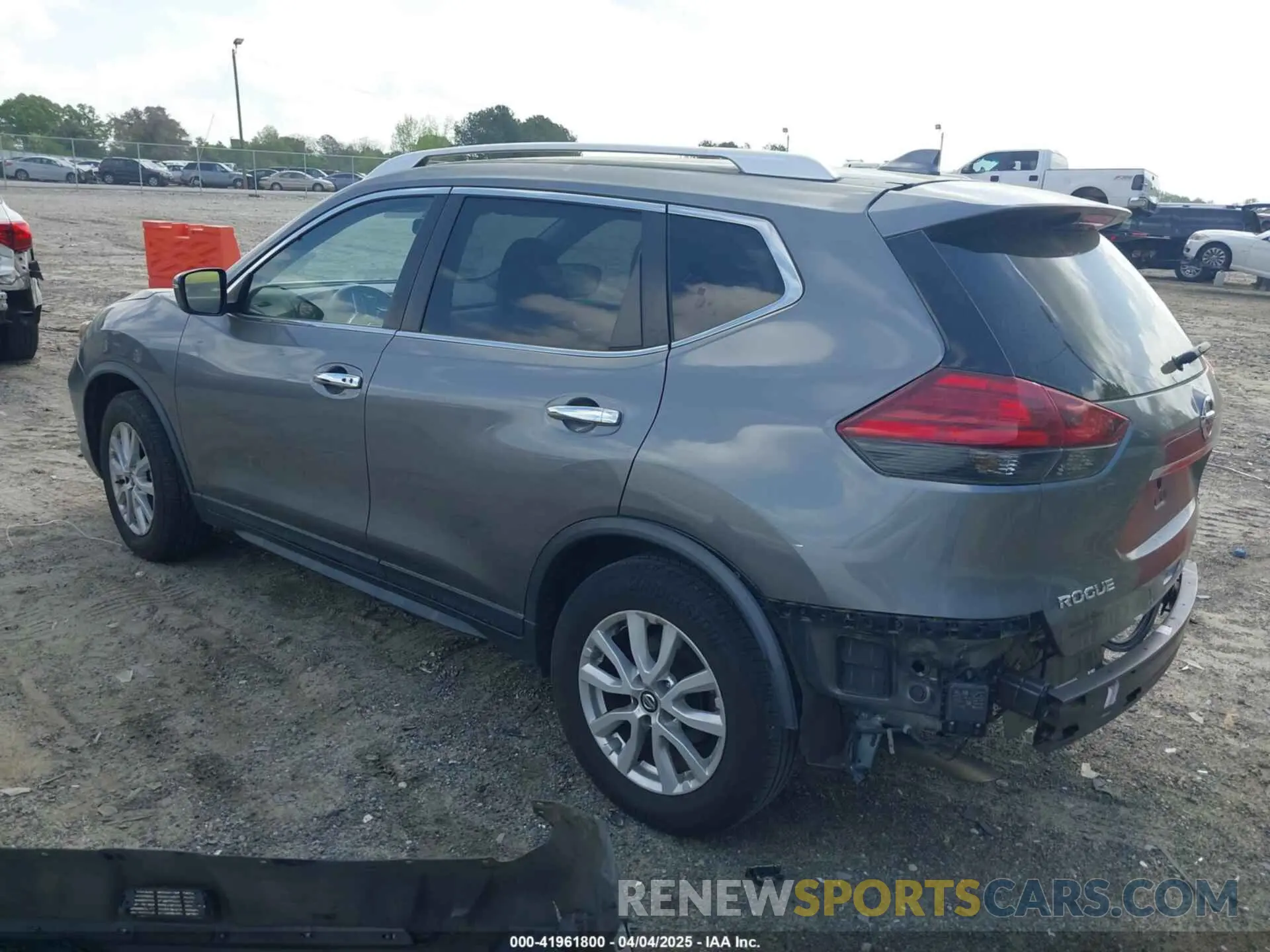 3 Photograph of a damaged car JN8AT2MT1LW001224 NISSAN ROGUE 2020