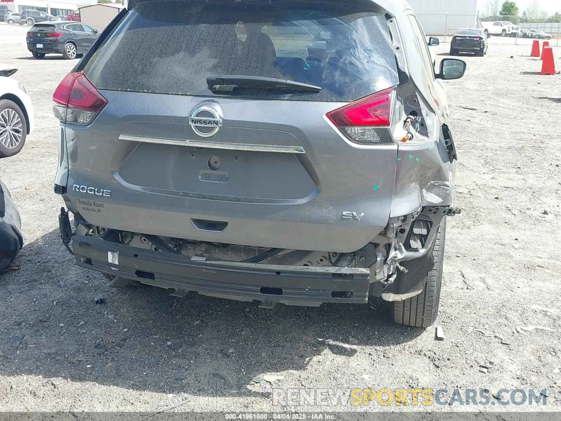 6 Photograph of a damaged car JN8AT2MT1LW001224 NISSAN ROGUE 2020