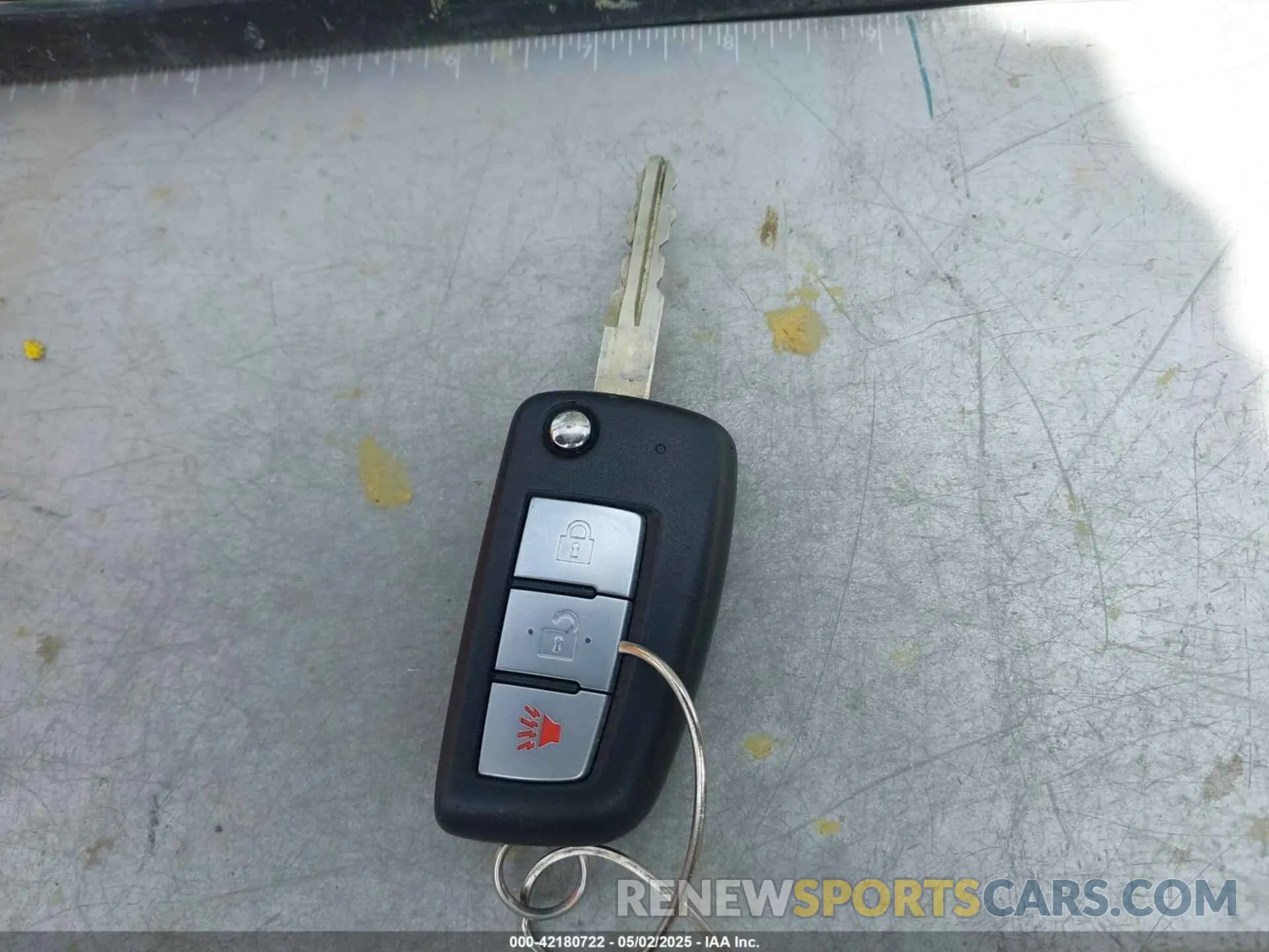 11 Photograph of a damaged car JN8AT2MT1LW043358 NISSAN ROGUE 2020