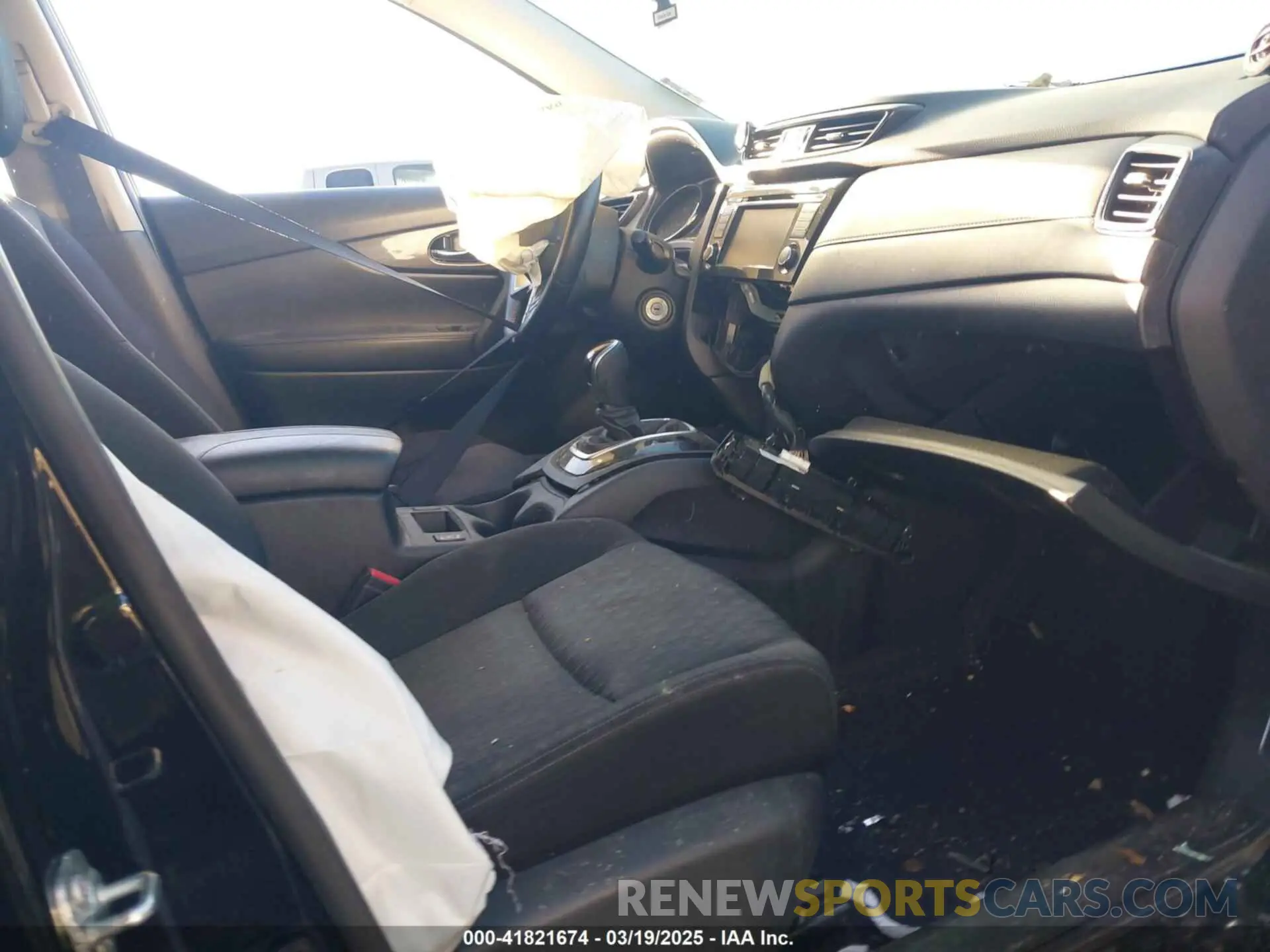 5 Photograph of a damaged car JN8AT2MT2LW001880 NISSAN ROGUE 2020