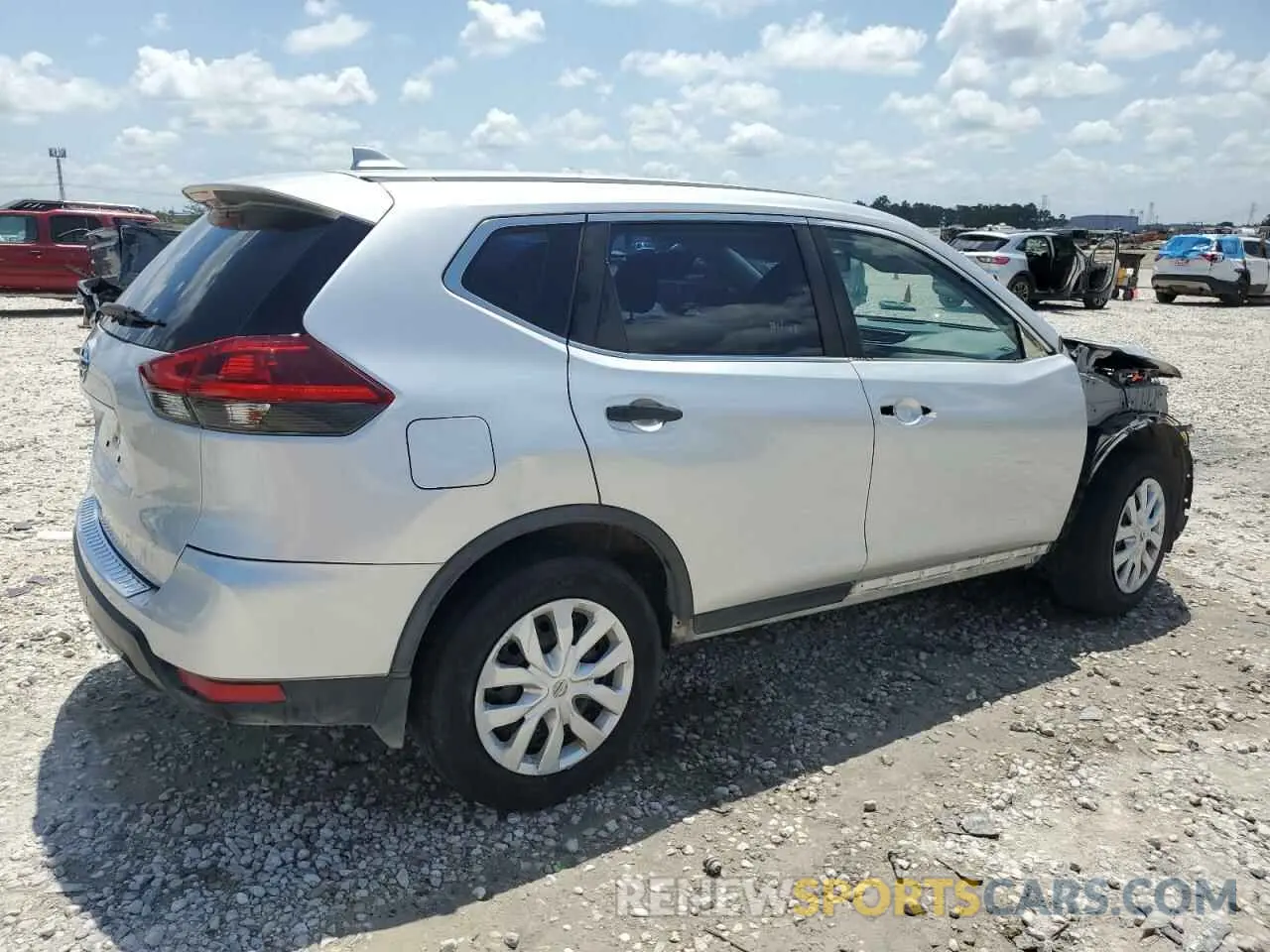 3 Фотография поврежденного автомобиля JN8AT2MT2LW004438 NISSAN ROGUE 2020