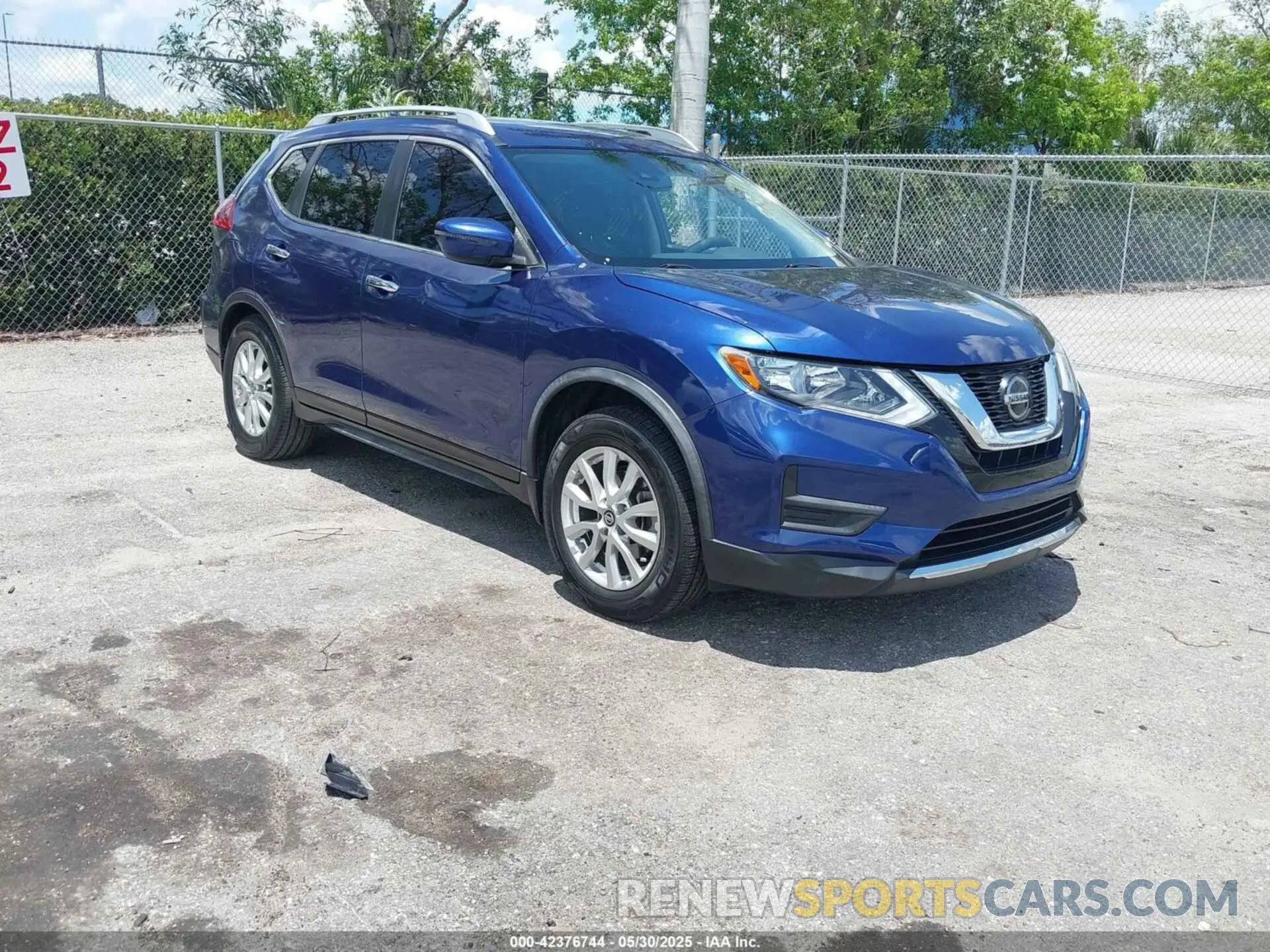1 Photograph of a damaged car JN8AT2MT3LW008157 NISSAN ROGUE 2020