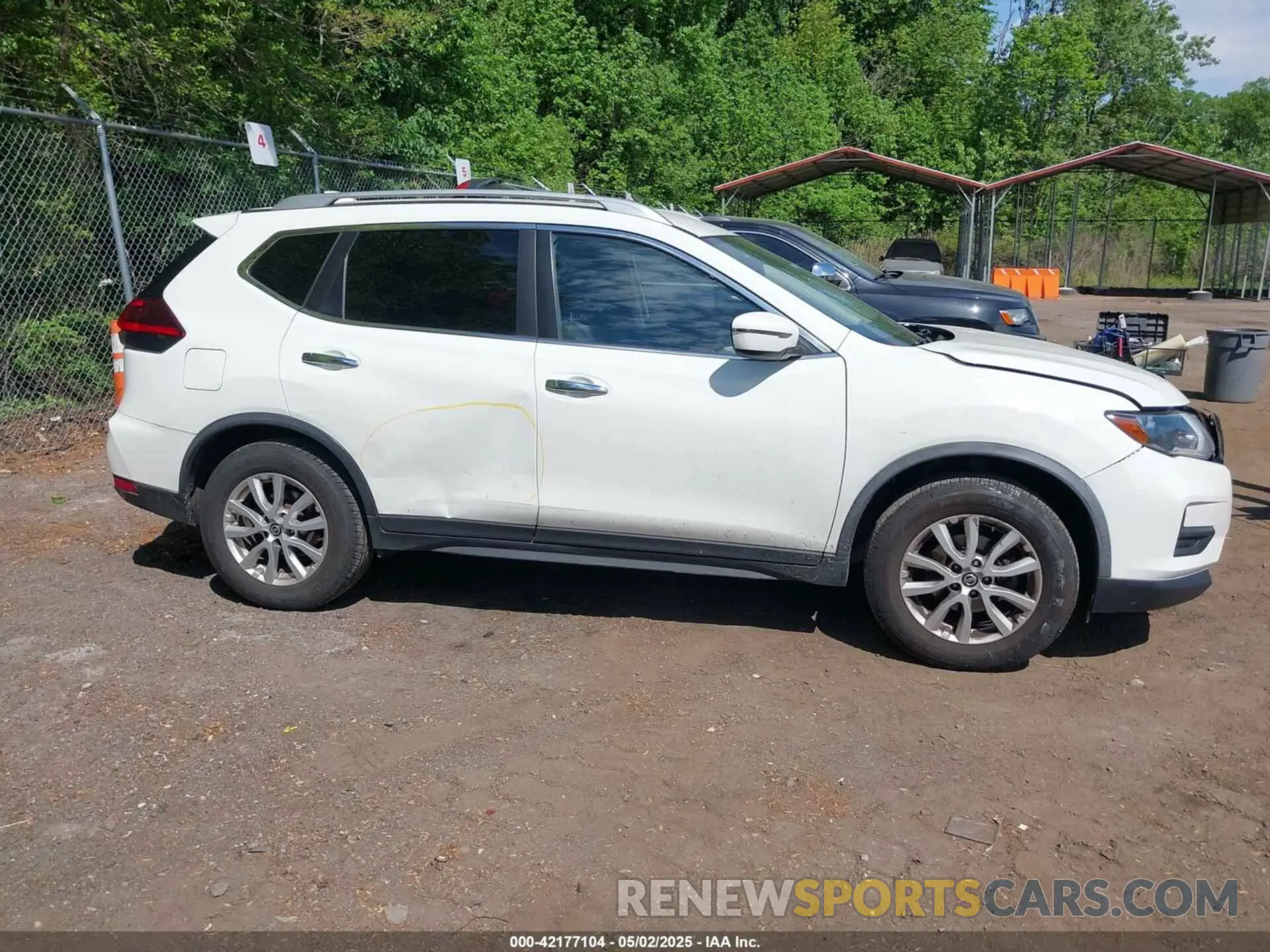 13 Photograph of a damaged car JN8AT2MT3LW011186 NISSAN ROGUE 2020