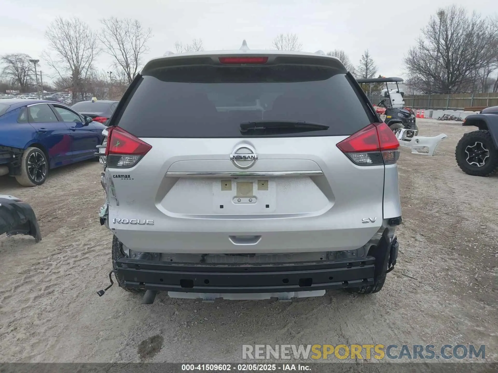 17 Photograph of a damaged car JN8AT2MT3LW039683 NISSAN ROGUE 2020