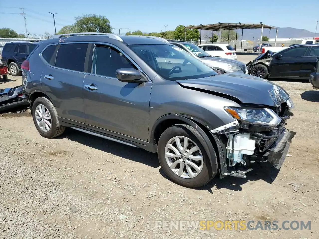 4 Фотография поврежденного автомобиля JN8AT2MT3LW042602 NISSAN ROGUE 2020