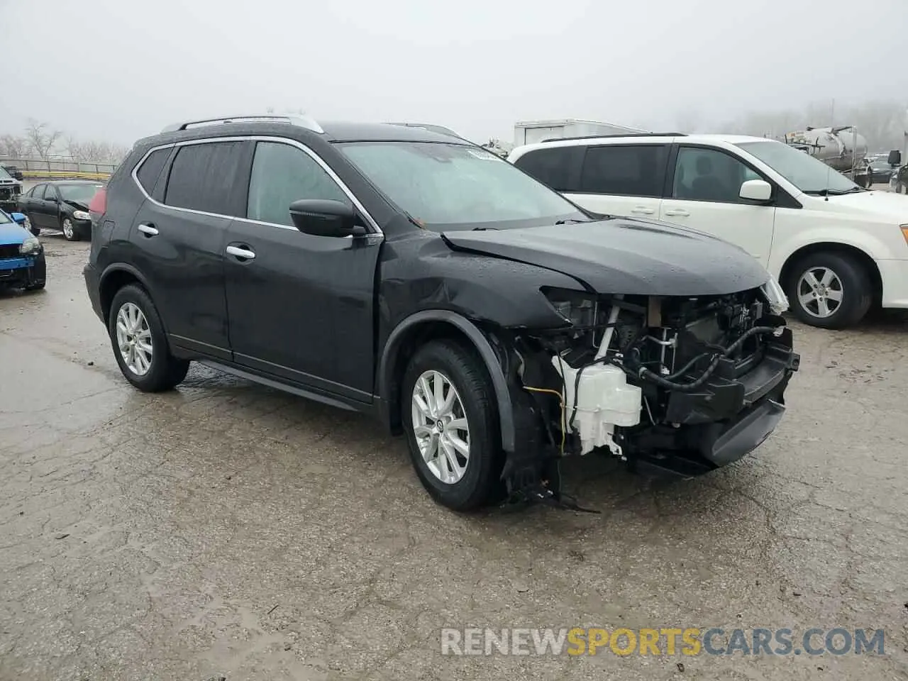 4 Photograph of a damaged car JN8AT2MT4LW003159 NISSAN ROGUE 2020