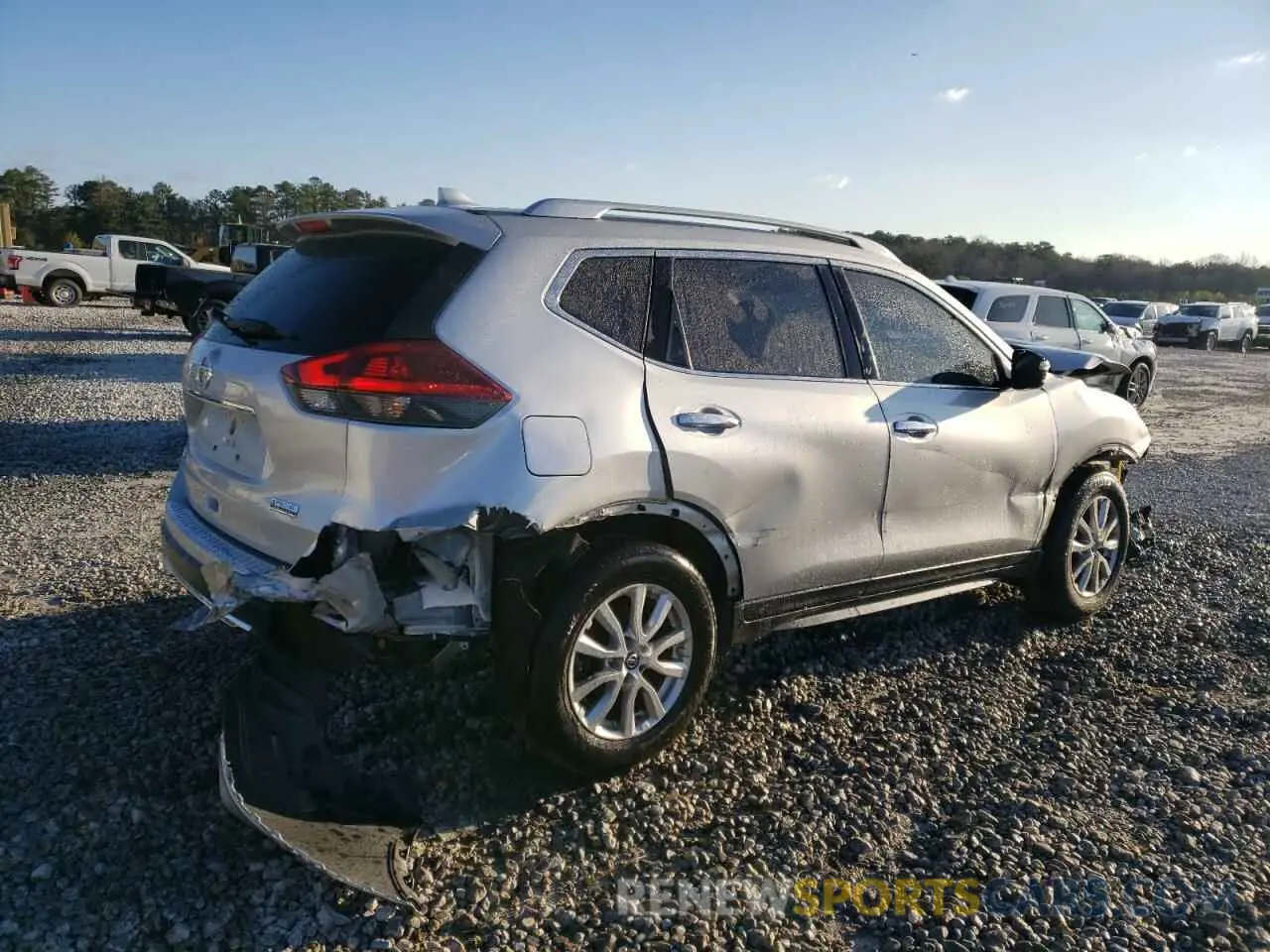3 Photograph of a damaged car JN8AT2MT4LW003839 NISSAN ROGUE 2020
