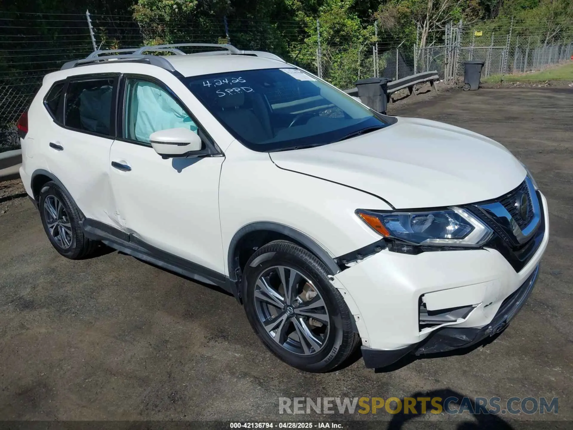 1 Photograph of a damaged car JN8AT2MT4LW007258 NISSAN ROGUE 2020
