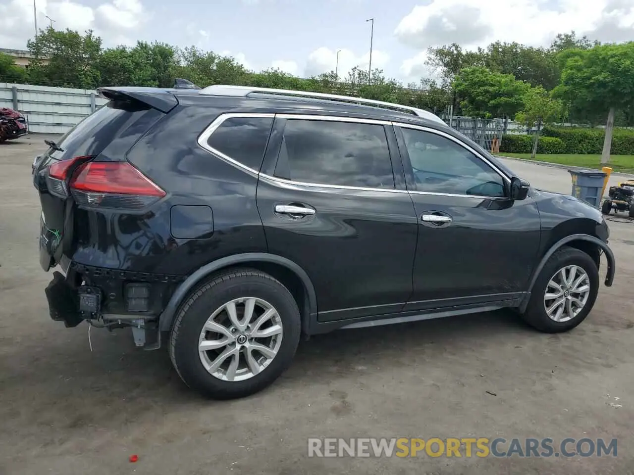 3 Photograph of a damaged car JN8AT2MT4LW033794 NISSAN ROGUE 2020