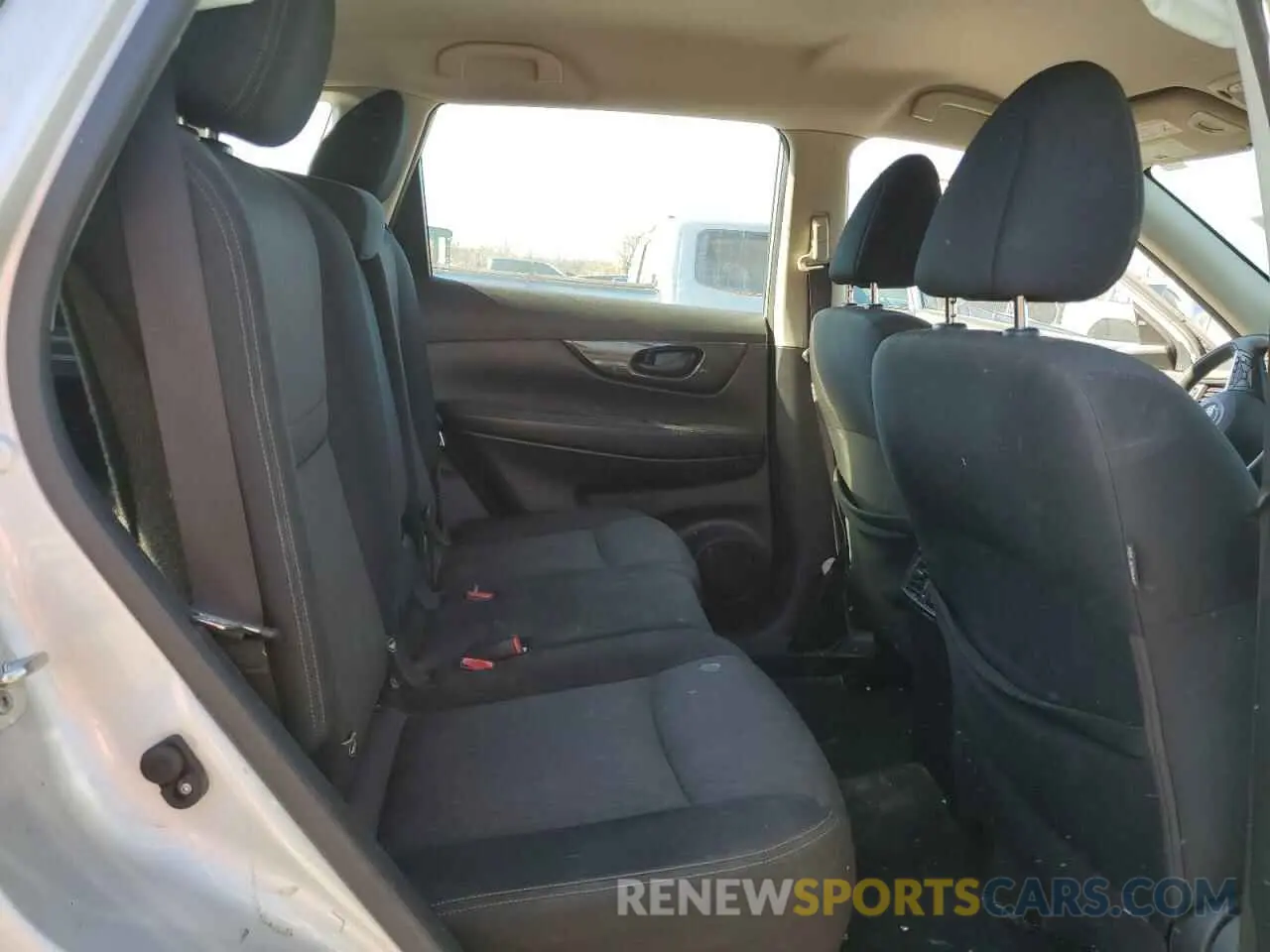 10 Фотография поврежденного автомобиля JN8AT2MT4LW038753 NISSAN ROGUE 2020