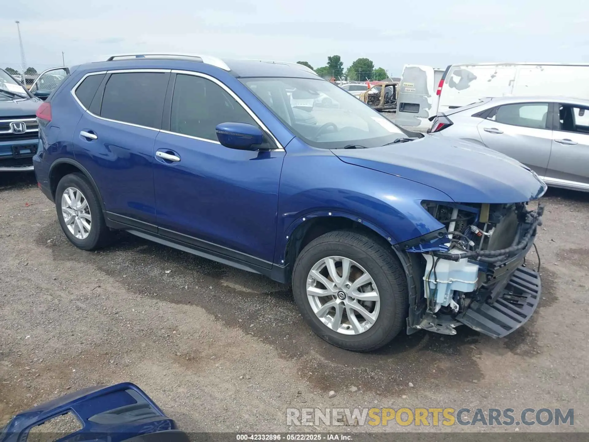 1 Photograph of a damaged car JN8AT2MT4LW042639 NISSAN ROGUE 2020
