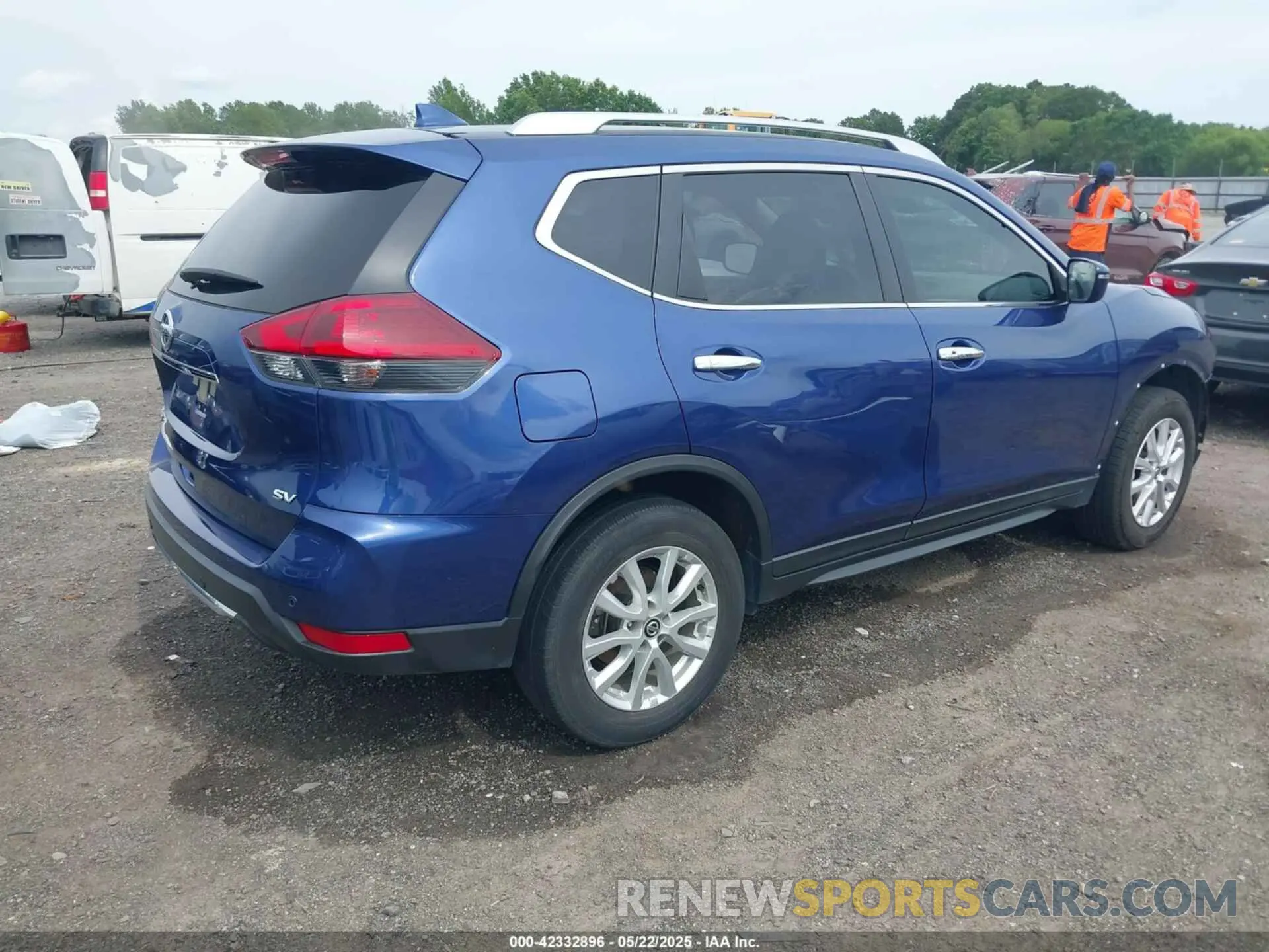 4 Photograph of a damaged car JN8AT2MT4LW042639 NISSAN ROGUE 2020
