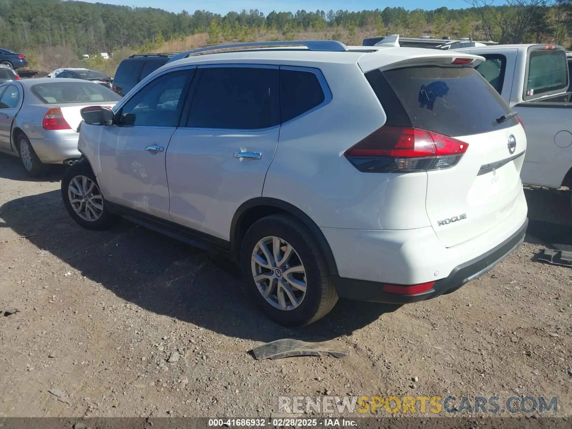 3 Photograph of a damaged car JN8AT2MT4LW043452 NISSAN ROGUE 2020