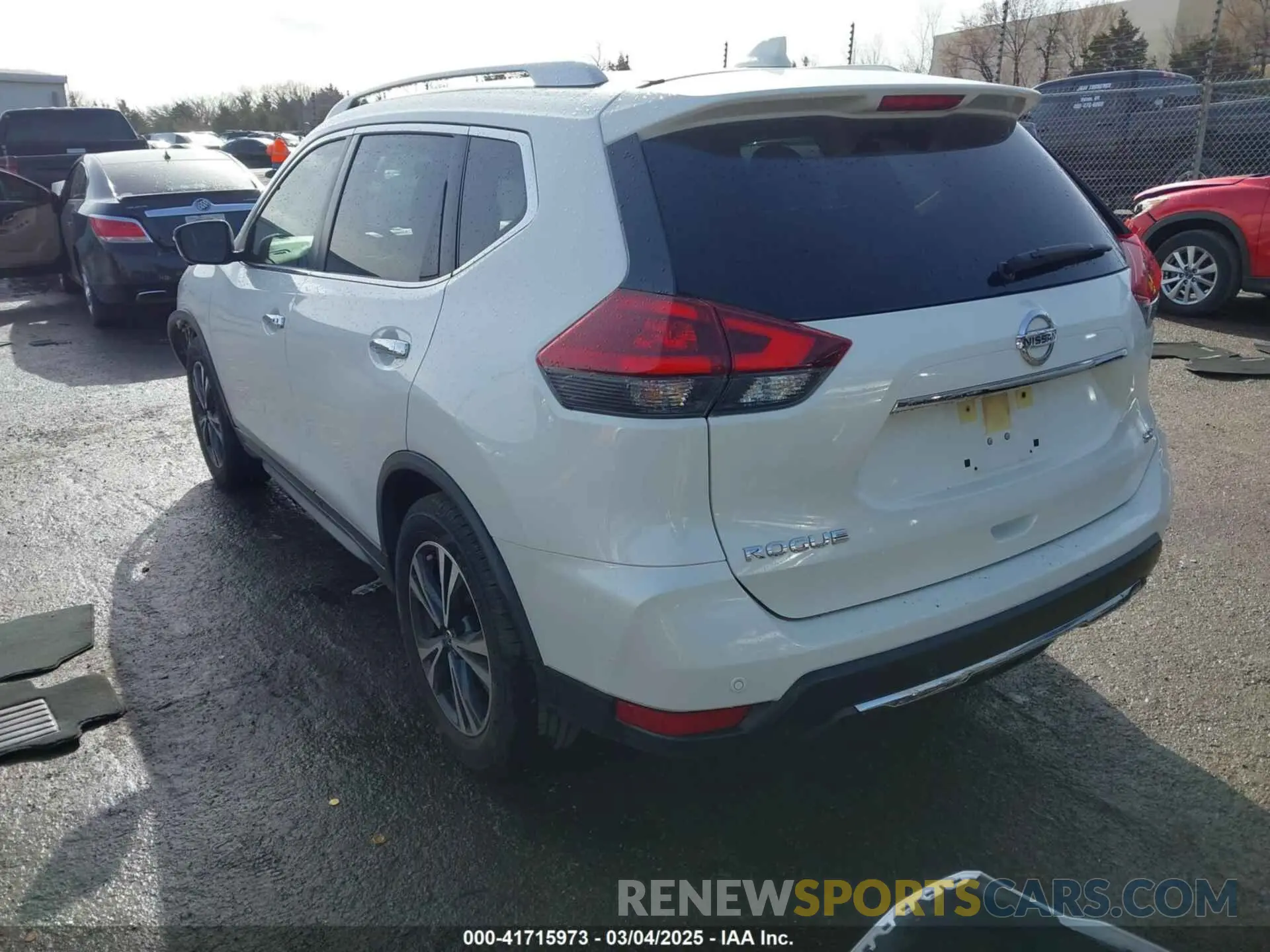 3 Фотография поврежденного автомобиля JN8AT2MT5LW035697 NISSAN ROGUE 2020